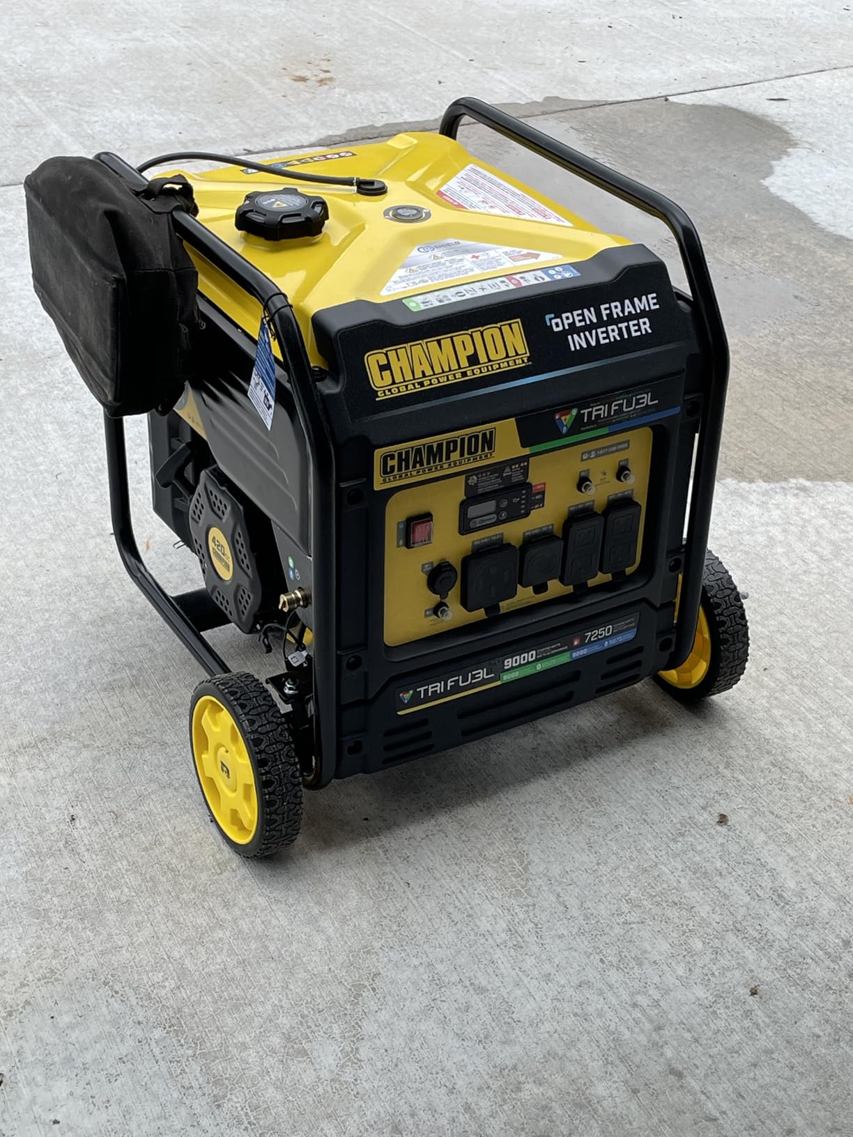 Champion Power Equipment 9000-Watt Electric Start Tri Fuel Home Backup Portable Open Frame Inverter Generator with Quiet Technology and CO Shield customer photo 2