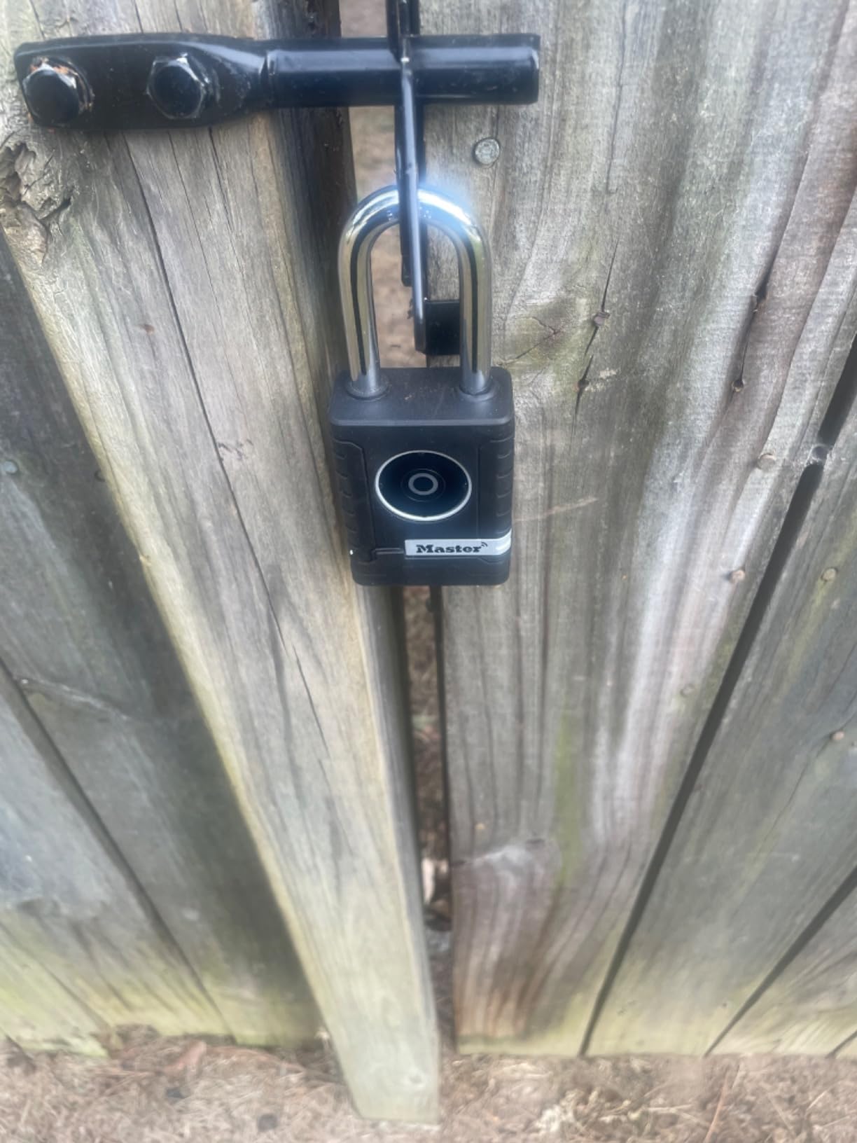 Master Lock Black Outdoor Bluetooth Smart Padlock with Keypad, Smart Locks for Tools, Gates, Sheds, 2-7/32 inches Wide, 4401LHEC customer photo 1