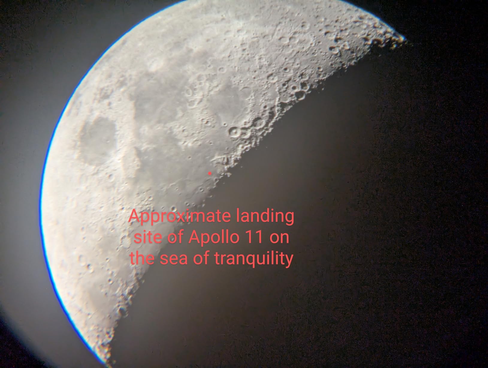 Celestron StarSense Explorer 114AZ App-Enabled Telescope - 114mm Tabletop Dobsonian with Smartphone Dock & StarSense App customer photo 1