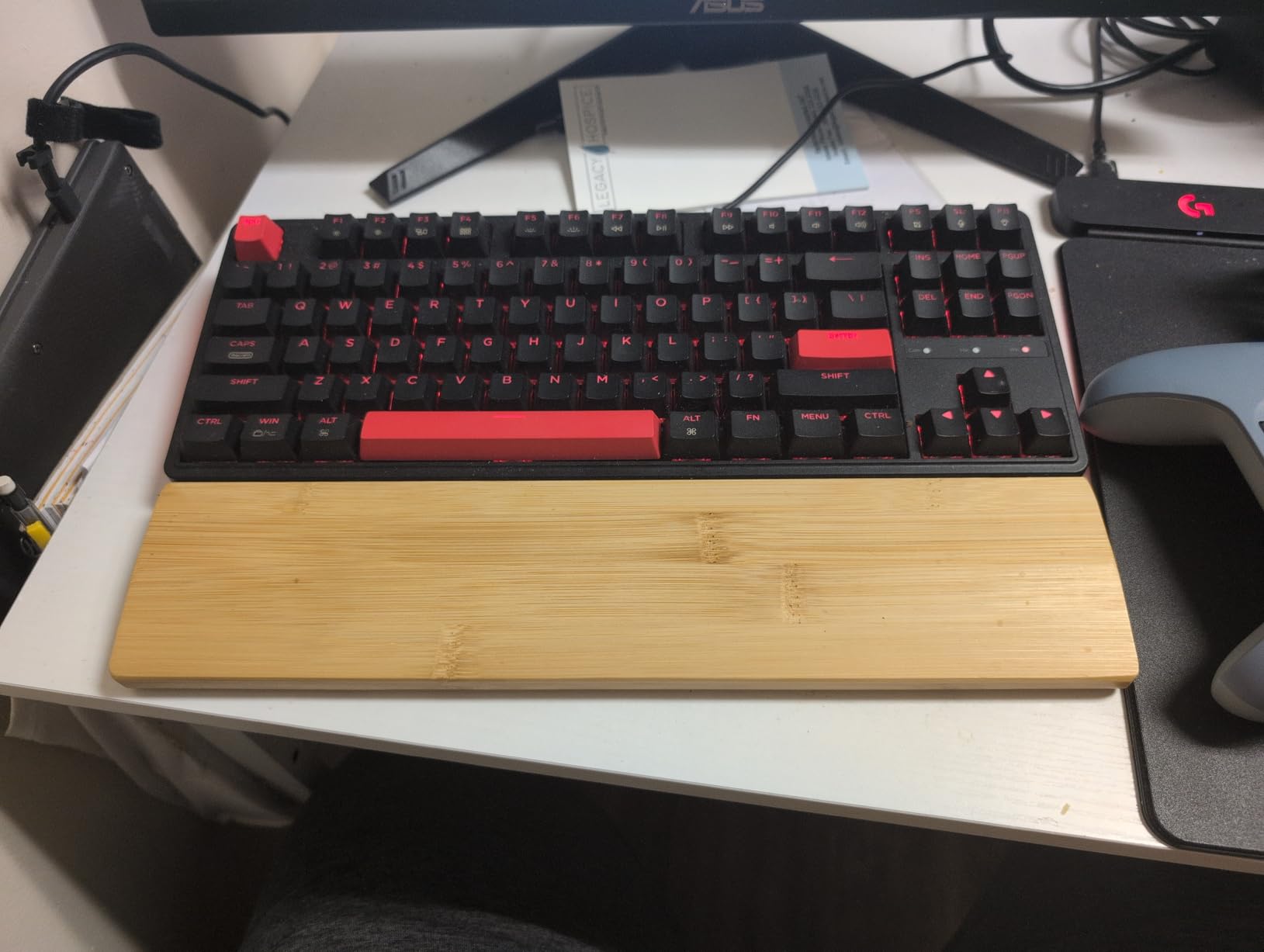 Kothar Wooden/Bamboo Keyboard Wrist Rest - Ergonomic Design, Comfortable Support for Mechanical Keyboards, Office & Gaming Use (TKL, Black) customer photo 2