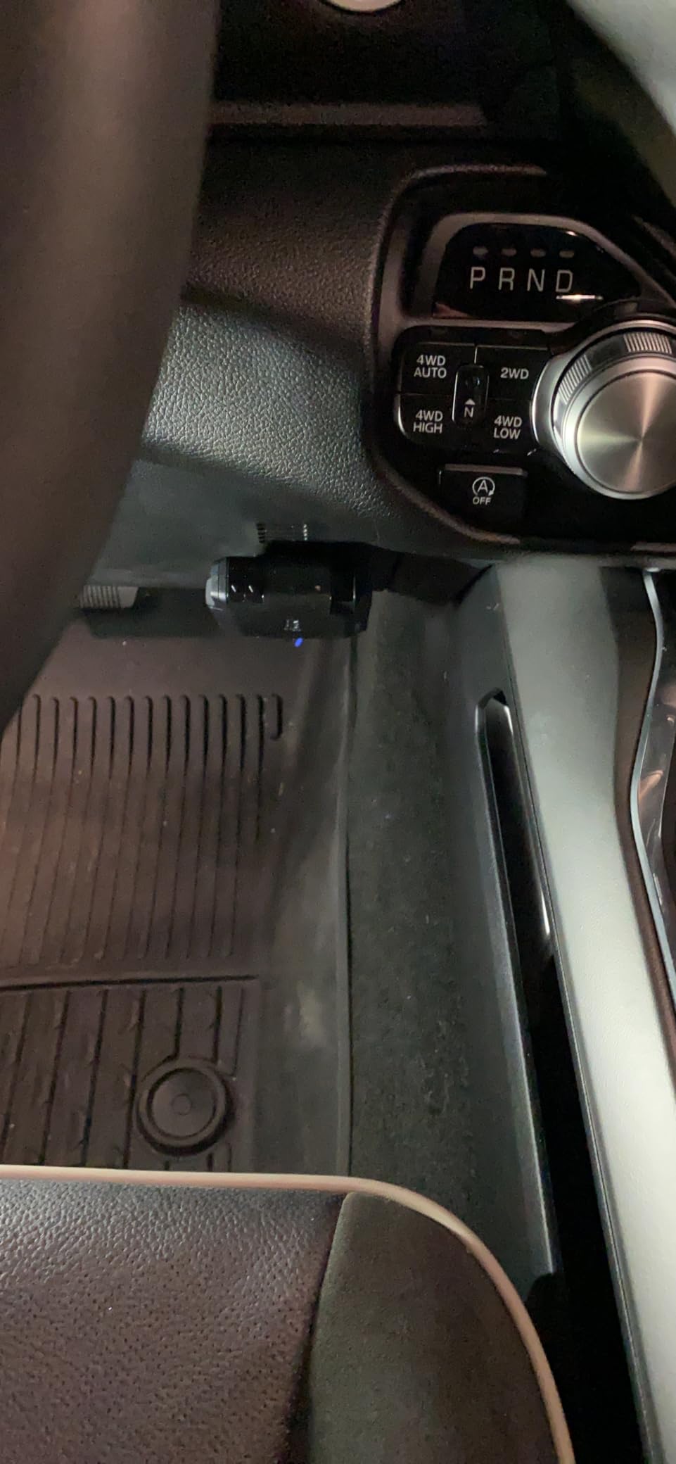 CURT 51116 Venturer Next Electric Trailer Brake Controller, Time-Delay, Fully Adjustable, Low Profile, 1-3 Axles, Plug-and-Play customer photo 1