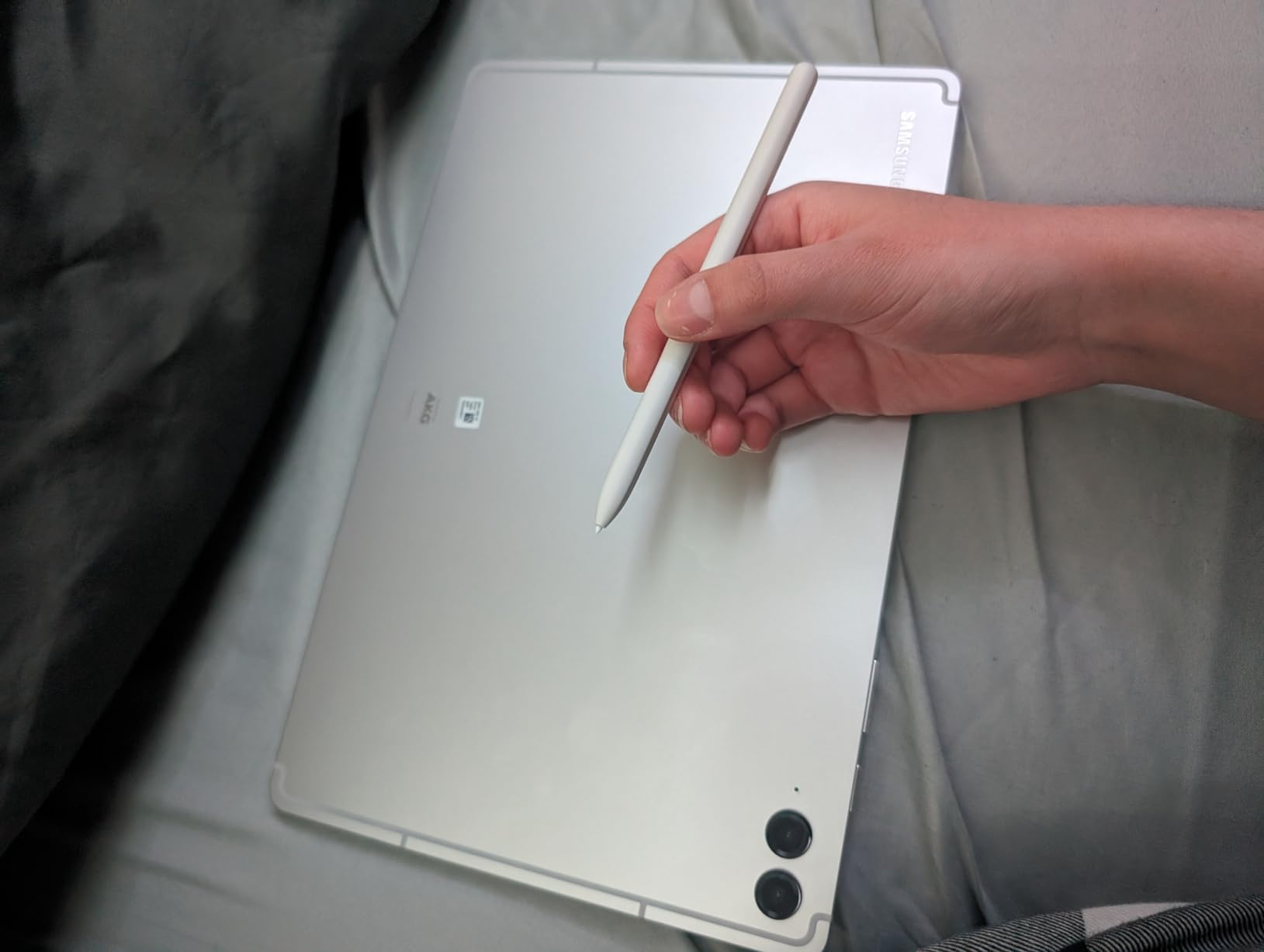 Samsung Galaxy Tab S9 FE+ Plus 12.4 inch 256GB Android Tablet, Long Battery Life, S Pen, 8MP Camera, Durable Design, US Version 2023, Gray customer photo 2