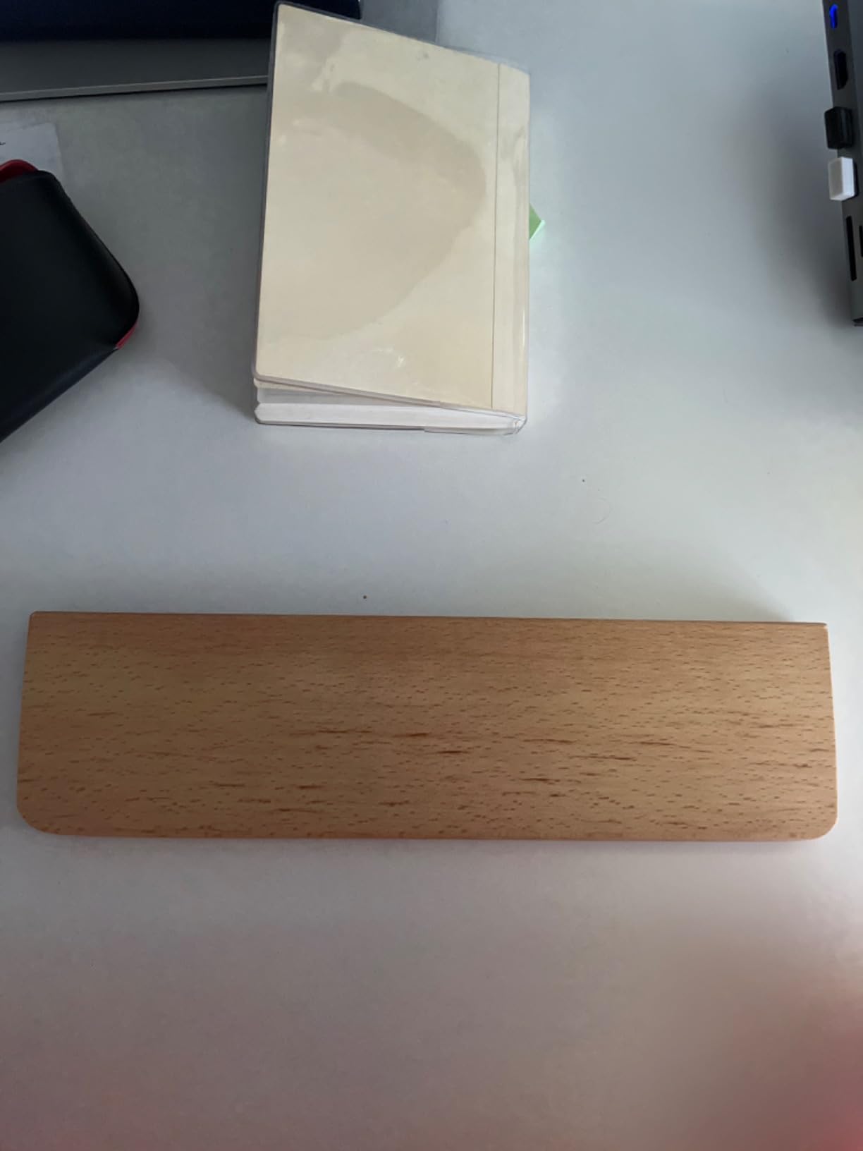 HomeDo Wooden Wrist Rest for Mechanical Keyboards, Support pad for Palm, Ergonomic Rest for Typing and Gaming (Beech, 17.32