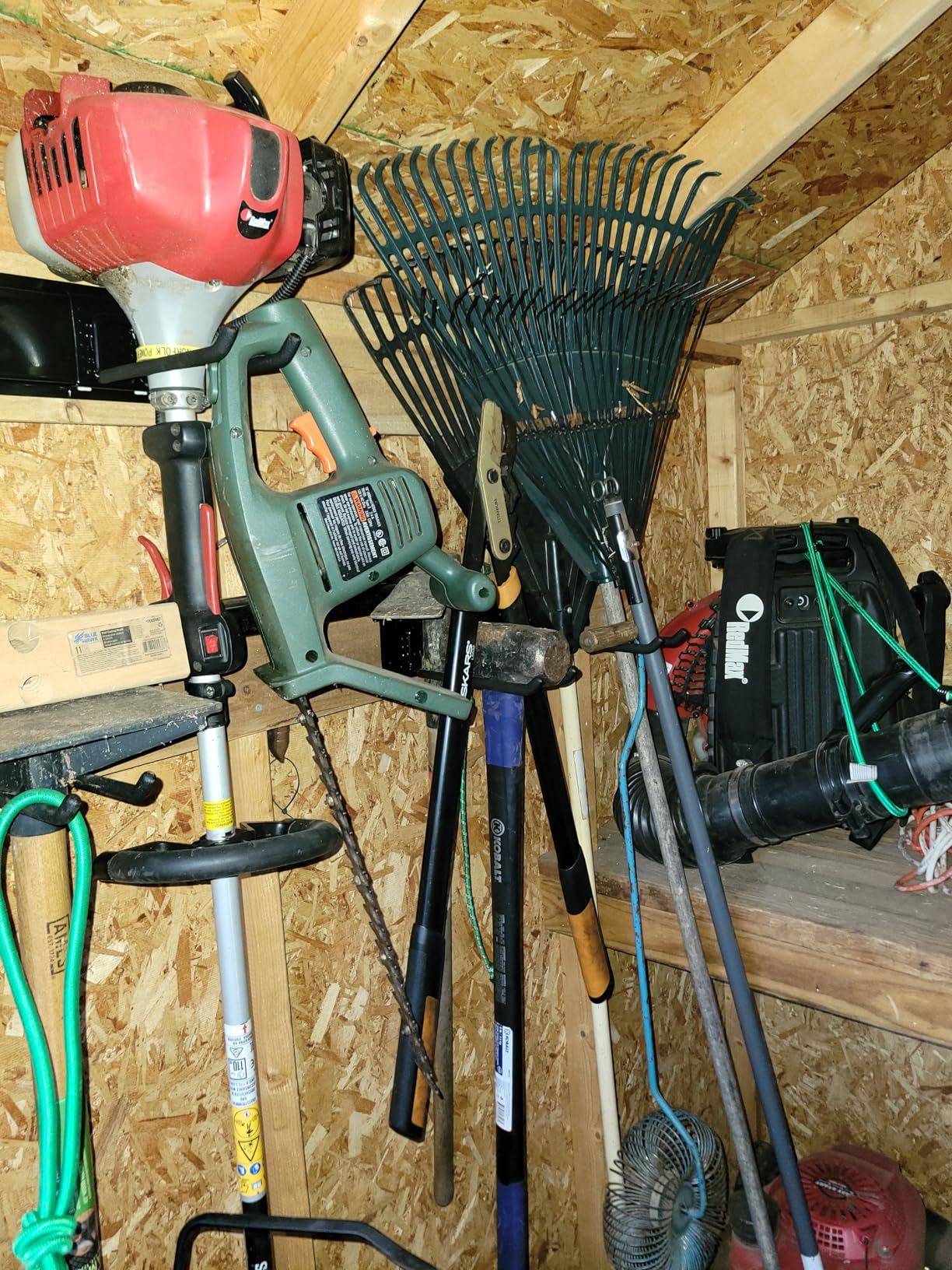 TIDYME Garage Tool Organizer Wall Mount - 48 inches - Sturdy Storage Rack with Adjustable Hooks, Anti-Rust - Easy Installation, 300lbs Capacity - Garden Tool Organizer (03 Racks & 06 Hooks) customer photo 2