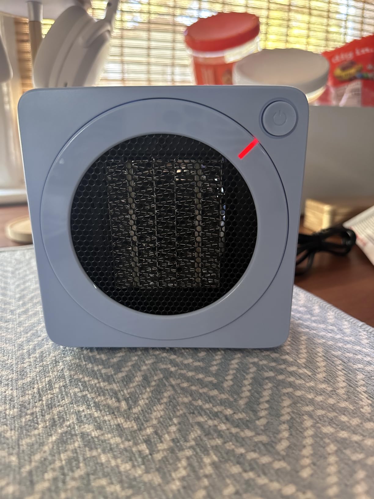 Gaiatop Mini Space Heater, Lightweight PTC Ceramic Fast Heating 500W Energy Efficient for Indoor Use, Overheating & 45° Tip-Over Protection, Portable Desk Electric Heaters for Office Home Black customer photo 1