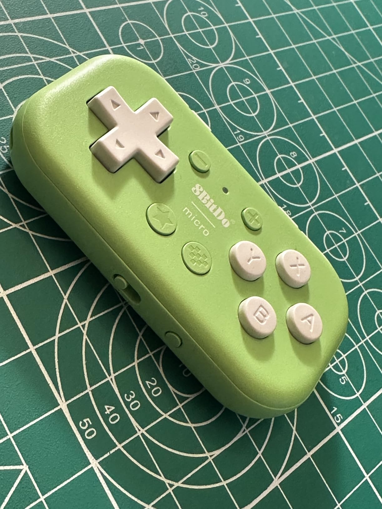 8Bitdo Micro Bluetooth Gamepad Pocket-sized Mini Controller for Switch, Android, and Raspberry Pi, Supports Keyboard Mode (Green) customer photo 2