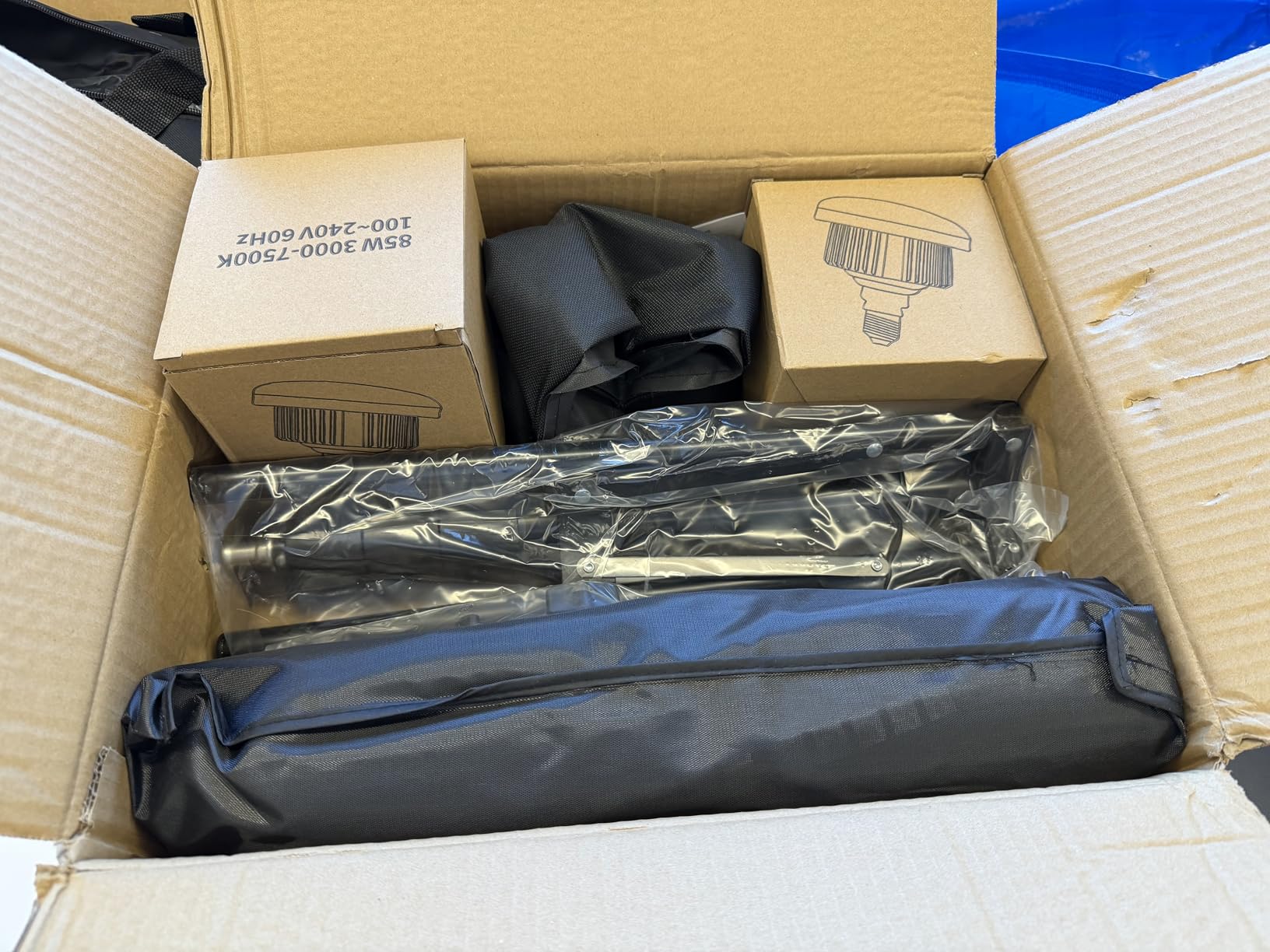 Torjim Softbox Photography Lighting Kit, 16'' x 16'' Professional Softbox Lighting Kit with 85W 3000-7500K LED Bulbs, Studio Lights for Photography/Video Recording/Live Streaming/Portraits Shooting customer photo 2