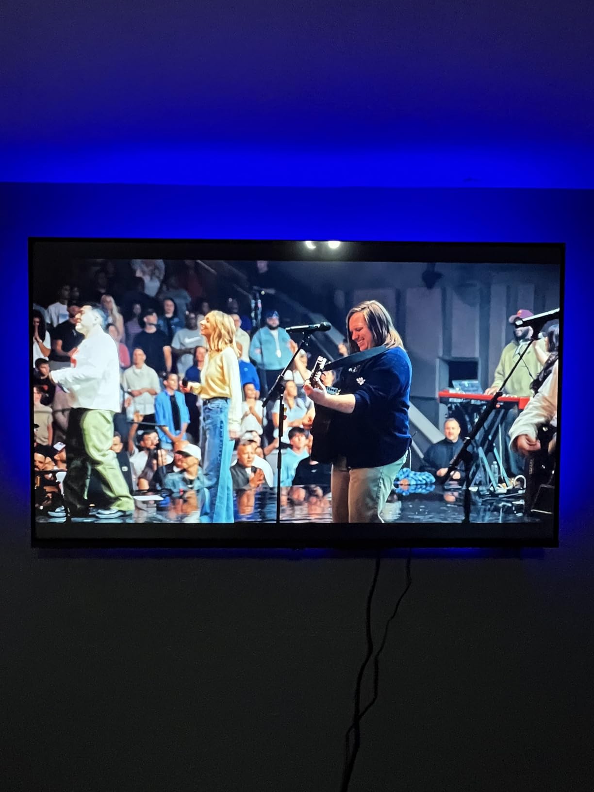 Govee TV LED Backlight Strip, RGBIC Smart LED Backlight for 40-50inch TVs, Music Sync, Wi-Fi Bluetooth & App Control, Works with Alexa & Google Assistant, 77 Scene Modes, Adapter customer photo 1