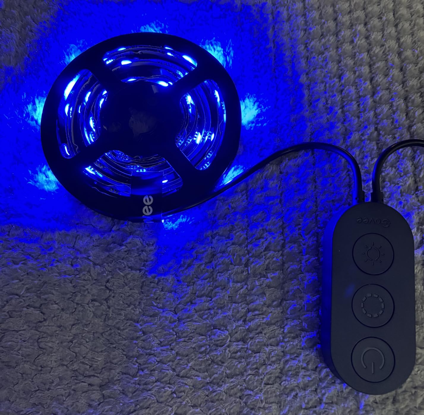 Govee TV LED Backlight Strip, RGBIC Smart LED Backlight for 40-50inch TVs, Music Sync, Wi-Fi Bluetooth & App Control, Works with Alexa & Google Assistant, 77 Scene Modes, Adapter customer photo 2