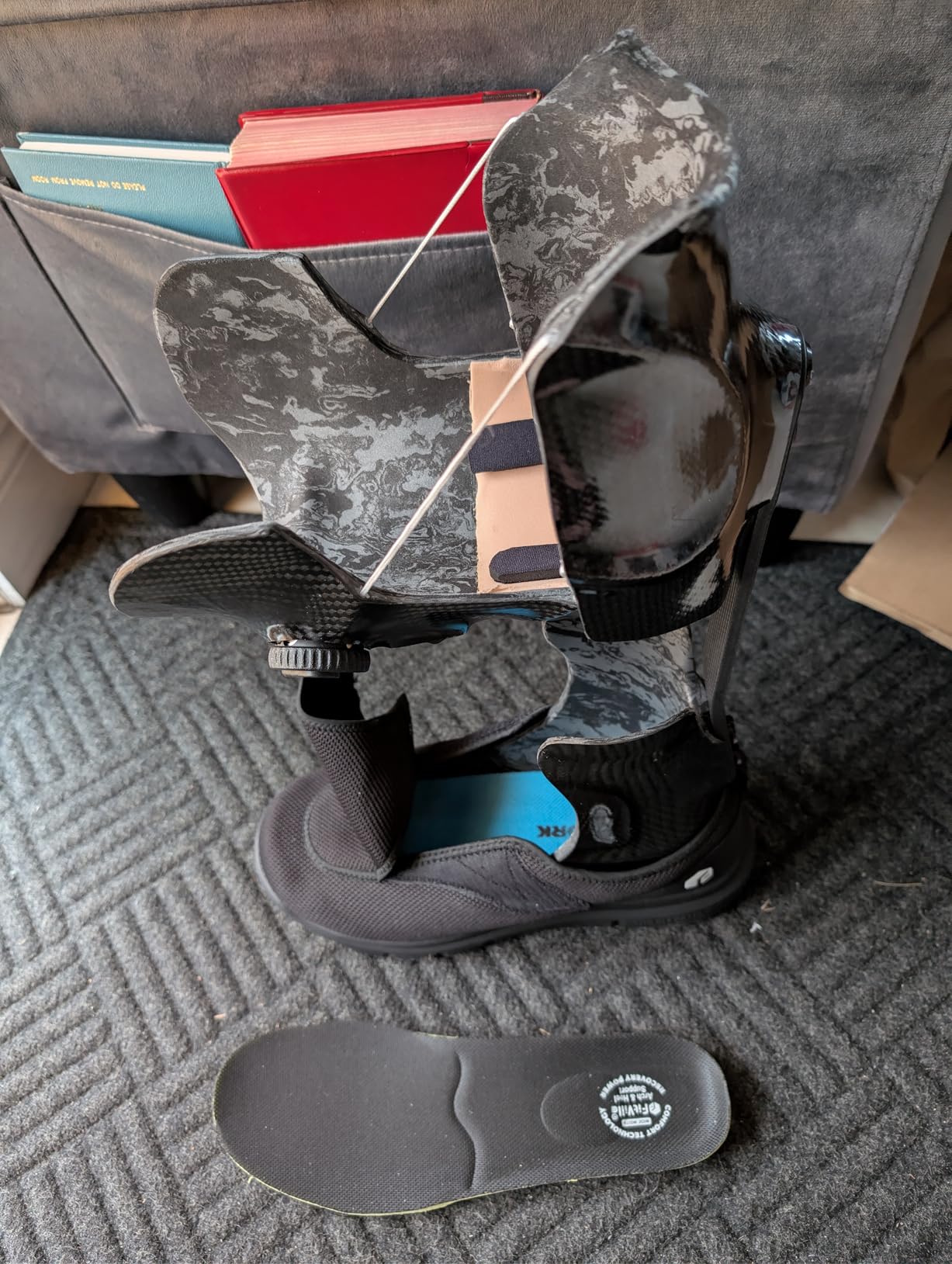 FitVille Diabetic Shoes for Men Extra Wide Slip-on Shoes for Swollen Feet Adjustable Walking Shoes for Elderly Foot Pain Relief Neuropathy - EasyTop Wings customer photo 2