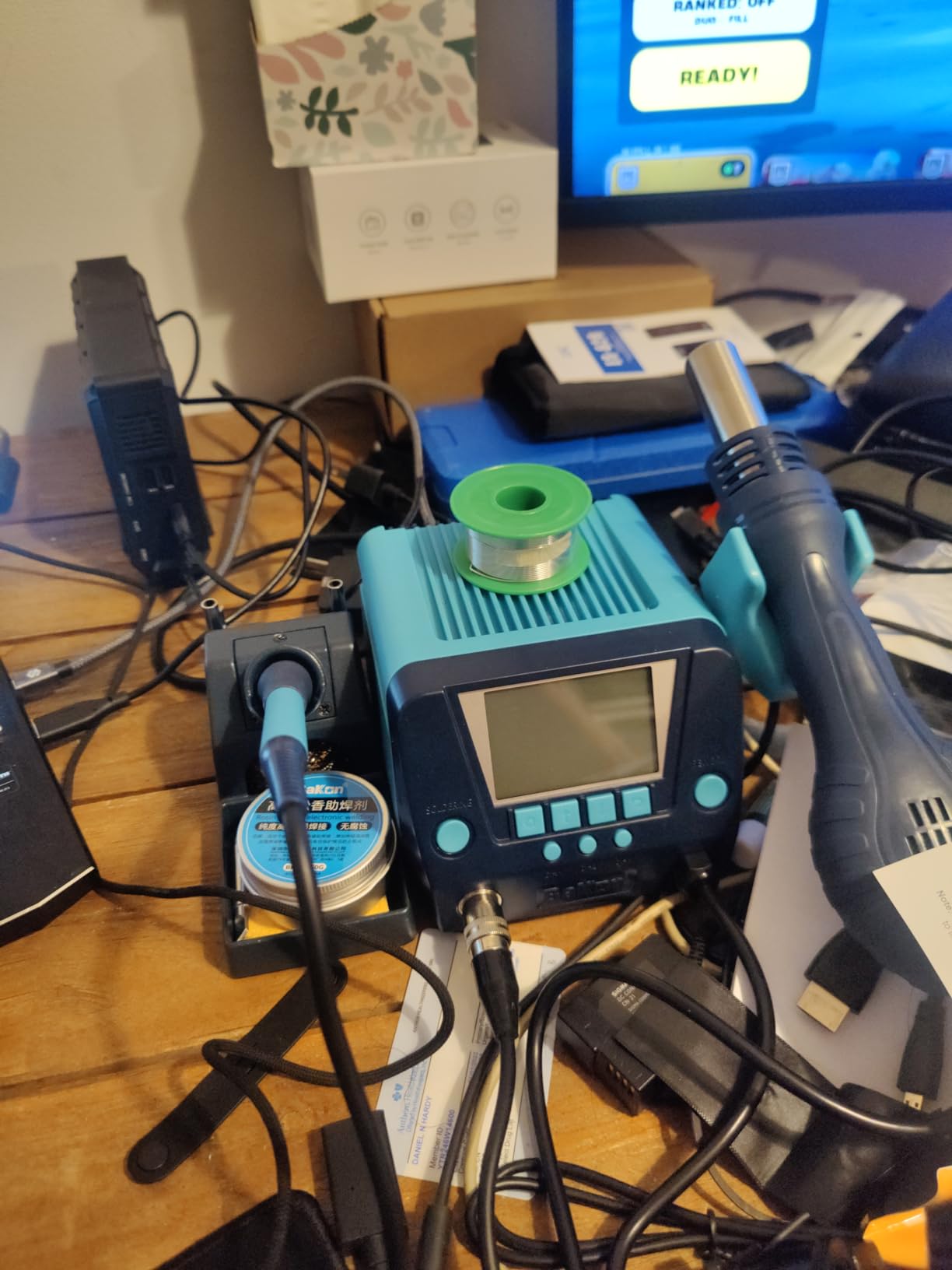 BAKON 882 2-In-1 Digital Soldering Hot Air Rework Station Kit with 3 Preset Channels,Auto Sleep Solder Iron, °C/°F Conversion,Solder Wire, Tips,Tweezers, Nozzles,Solder Sucker customer photo 2