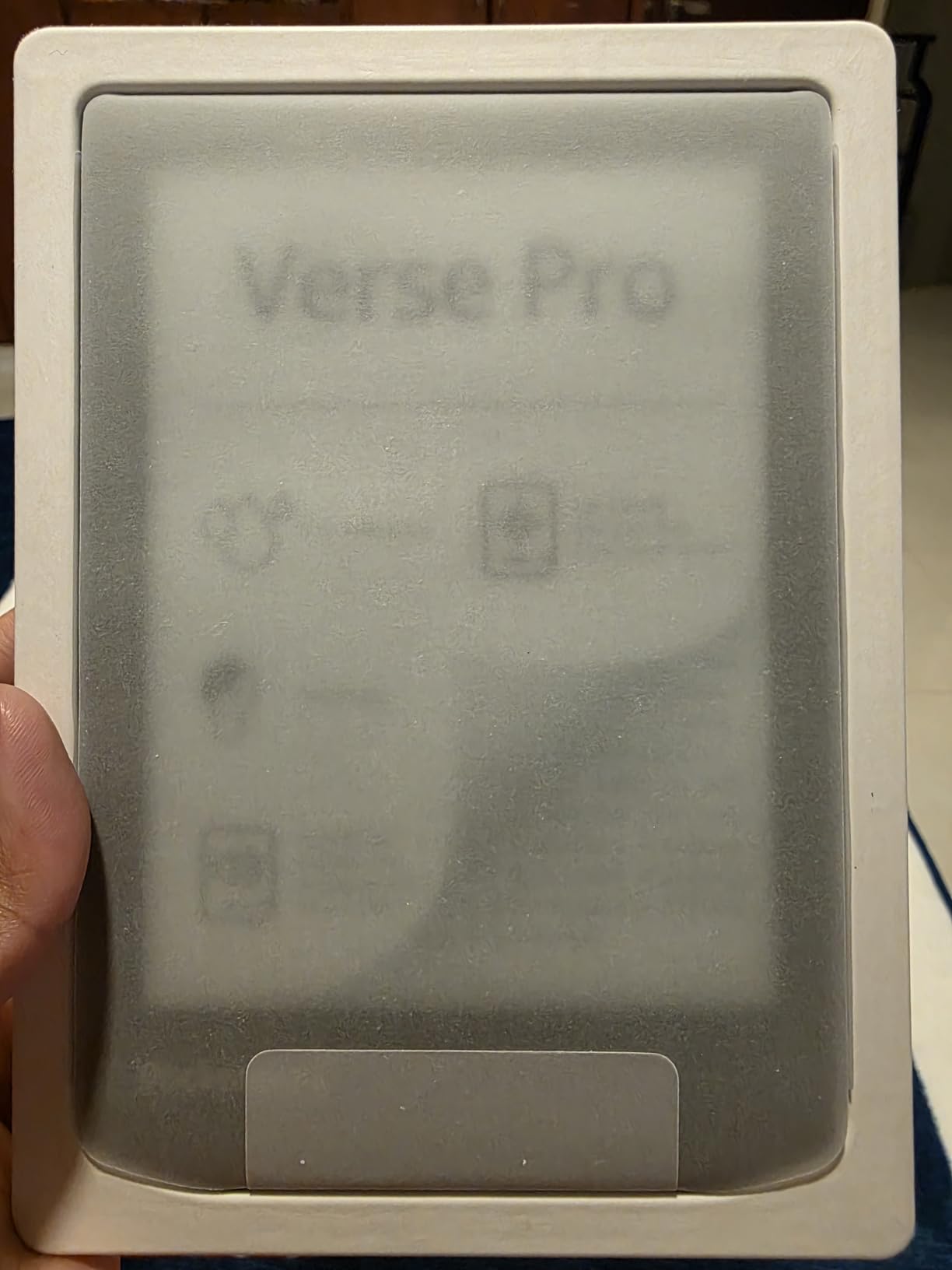 PocketBook Verse Pro E-Reader Waterproof | Eye-Friendly 6'' E-Ink Carta HD Touchscreen | Audio-Book & E-Book Reader | Text-to-Speech Function | SMARTlight | 16GB | WiFi & Bluetooth | Azure customer photo 1