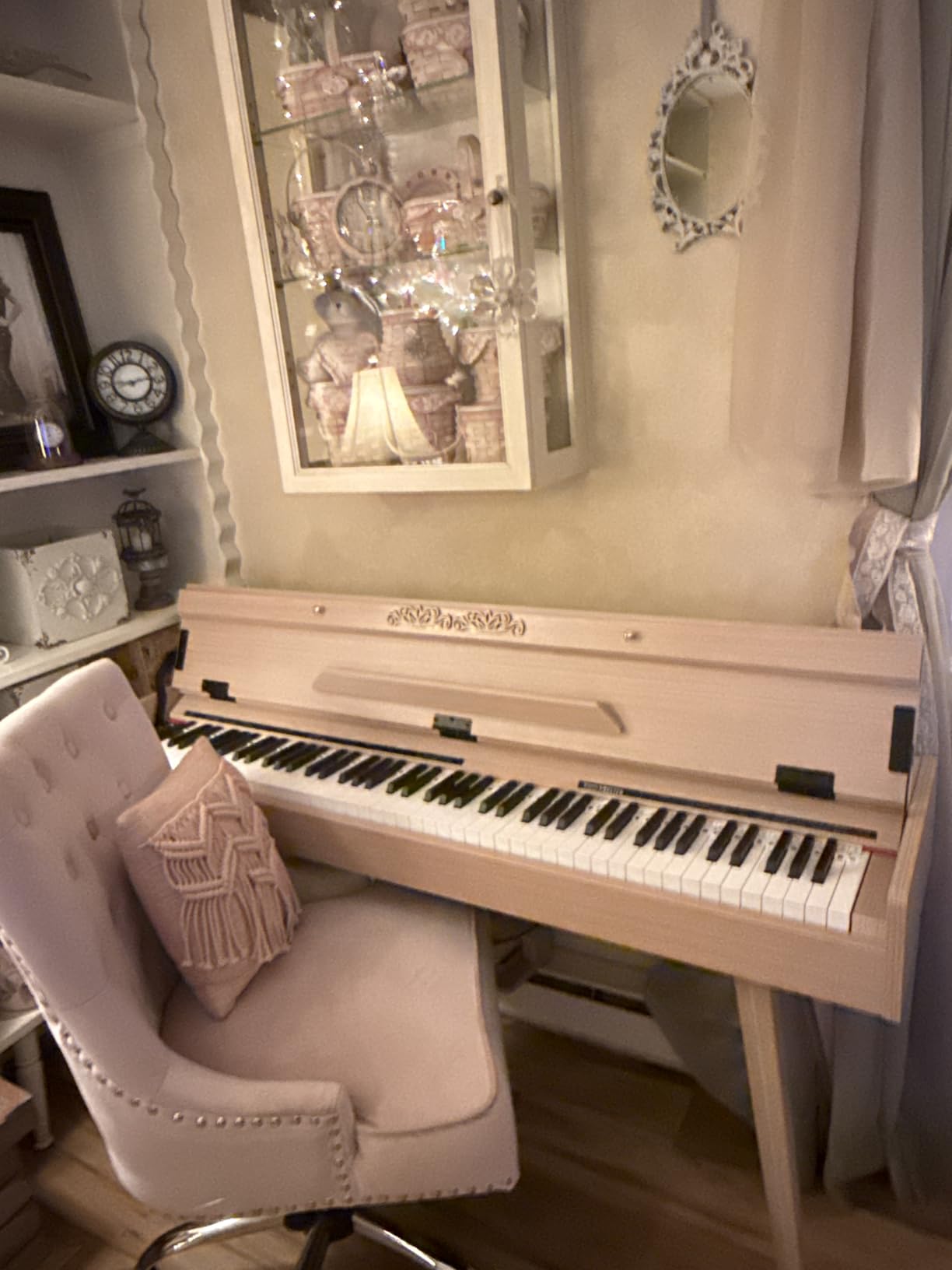 UISCOM 88 Key Weighted Digital Piano - Wooden Desk Electric Piano Transforms Between Desk and Vanity - Progressive Hammer-Action Keyboard, Perfect for Beginners with MIDI Functionality customer photo 1