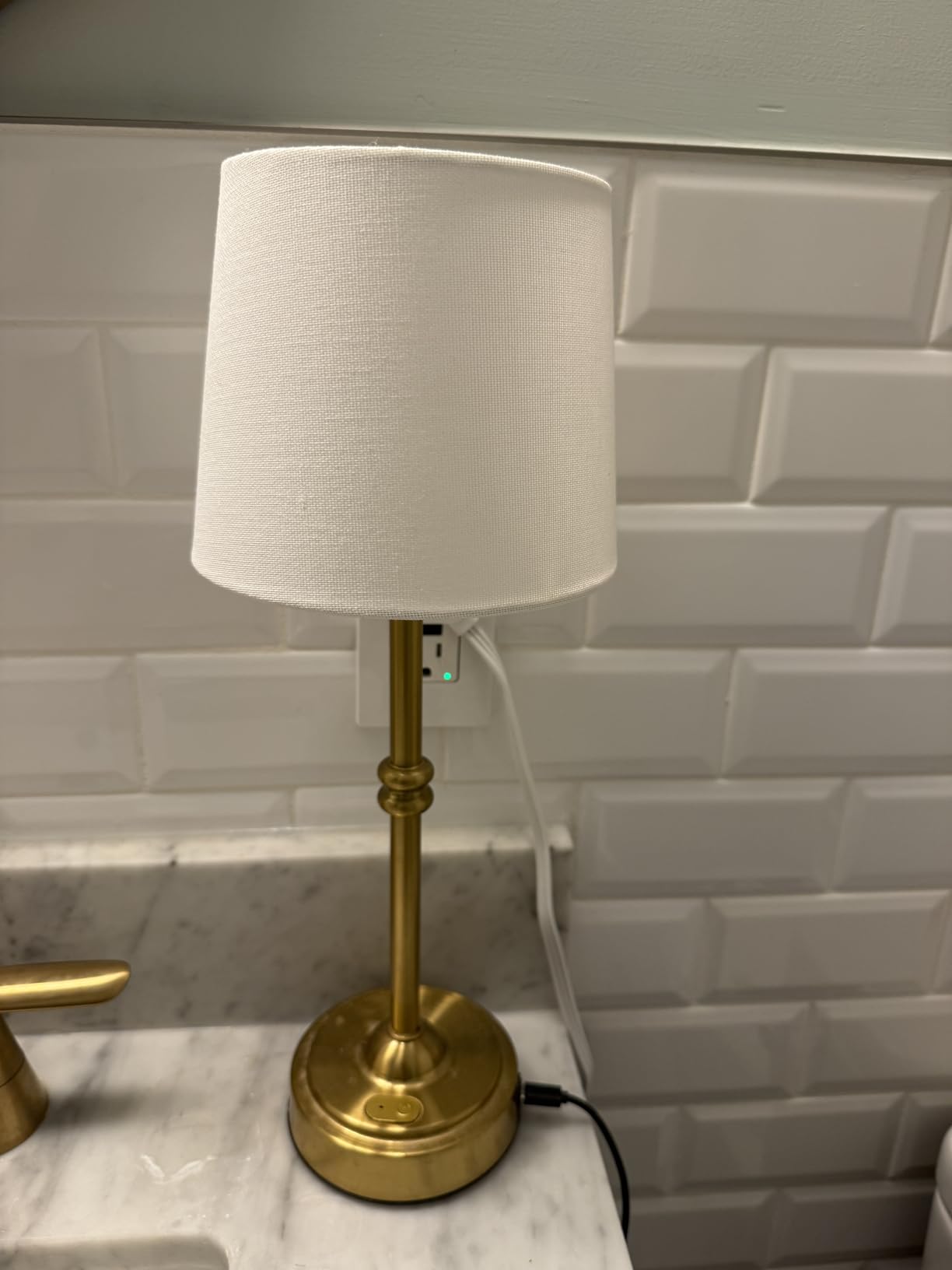 O'Bright Seraph - Cordless LED Table Lamp with Dimmer, Built-in Rechargeable Battery, 3-Level Brightness, Antique Brass customer photo 2