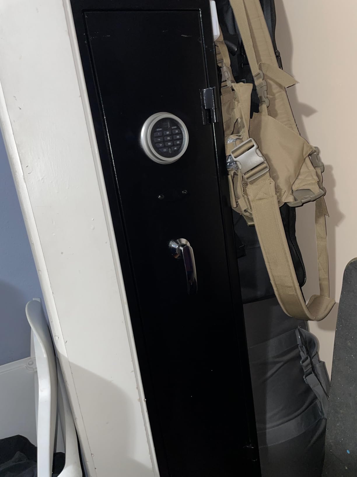 EMAXEE 5-8 Rifle Gun Safe, Gun Cabinet for Home Rifle and Pistols with Upgraded Digital Keypad and LED Light, Quick Access Firearm Safes & Cabinets with Removable Shelf and Racks customer photo 2