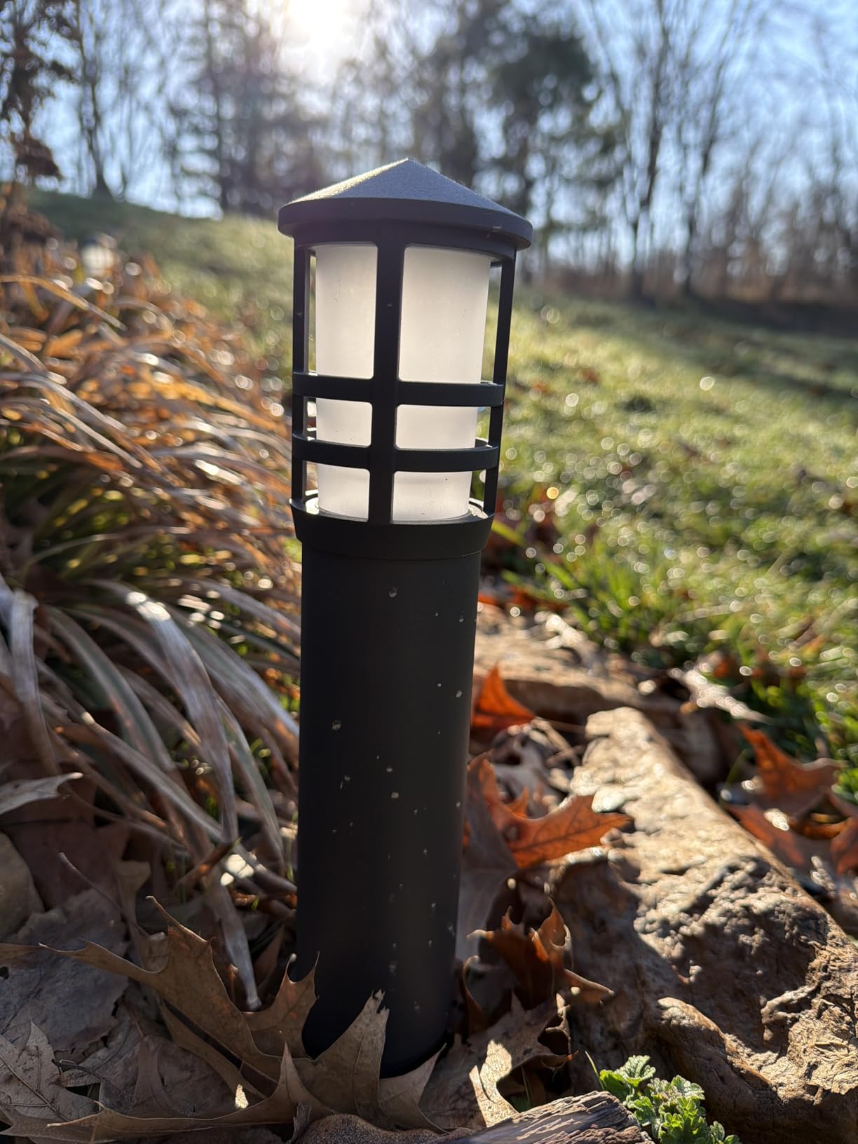 SUNVIE 12-Pack Low Voltage Landscape Pathway Lights 3W Outdoor Landscape Lighting 3000K 12-24V LED Bollard Path Lights Wired CRI 90+ Aluminum Pathway Lighting for Walkway Yard Garden, ETL Listed Cord customer photo 1