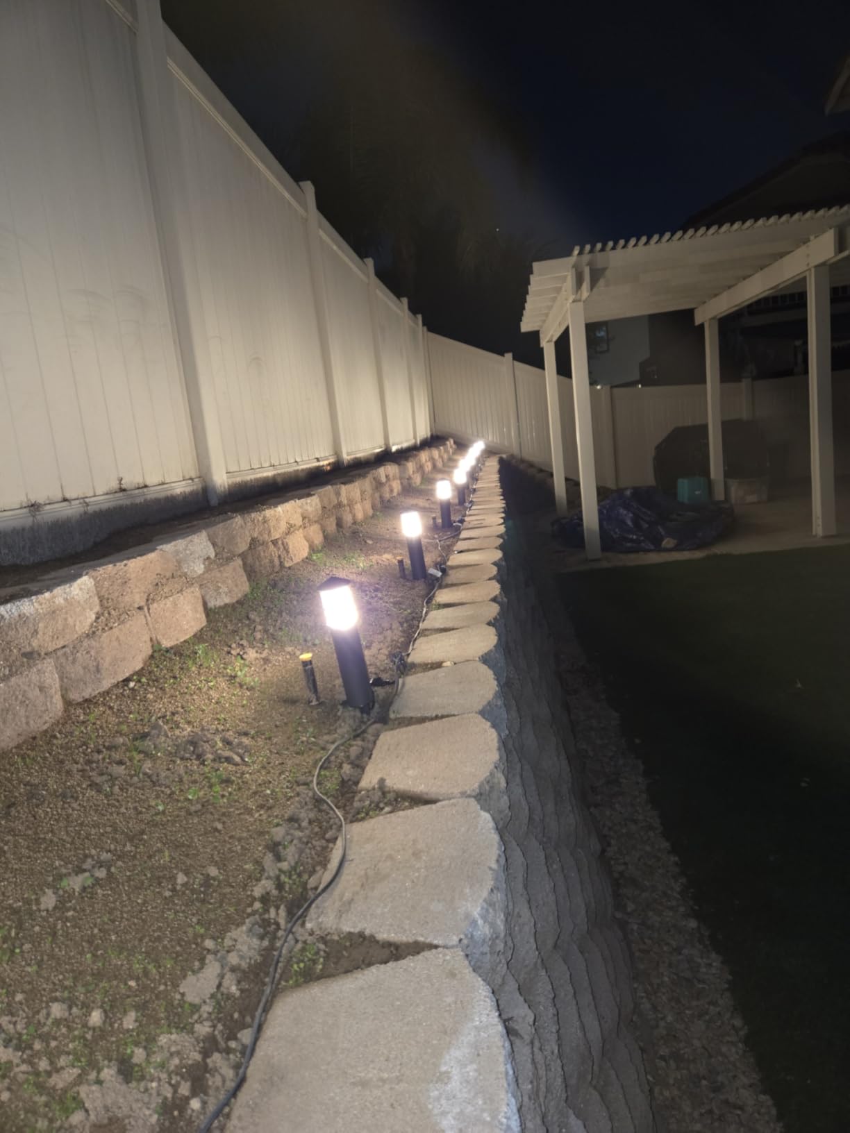 SUNVIE 12-Pack Low Voltage Landscape Pathway Lights 3W Outdoor Landscape Lighting 3000K 12-24V LED Bollard Path Lights Wired CRI 90+ Aluminum Pathway Lighting for Walkway Yard Garden, ETL Listed Cord customer photo 2