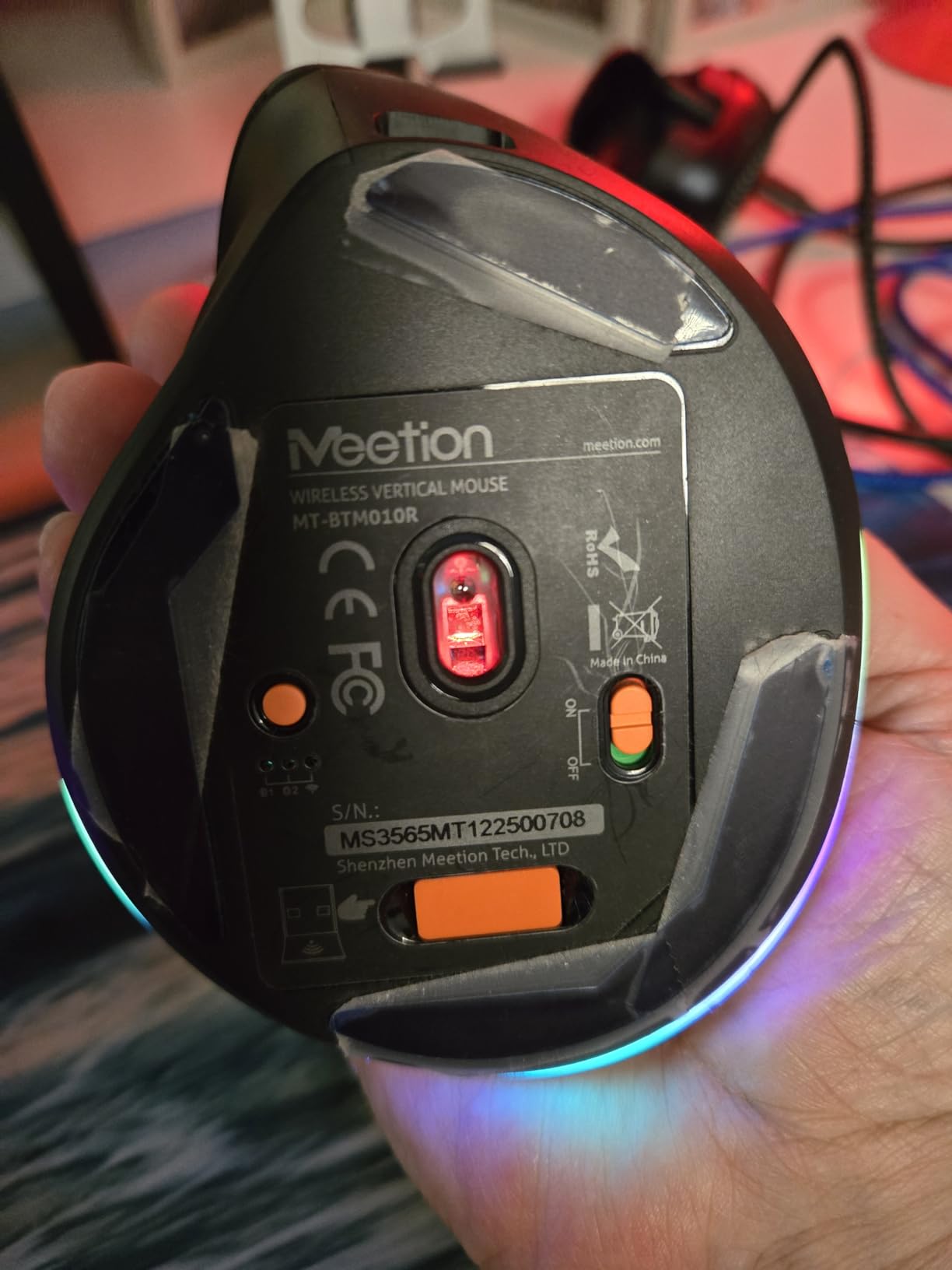 MEETION Left-Handed Mouse, Ergonomic Mouse Wireless Vertical Mouse, RGB Rechargeable Mice for Bluetooth(5.2 + 3.0) & USB-A with Type-c Adapter 4 Adjustable DPI for Mac/Windows/PC/Tablet/iPad Purple customer photo 1