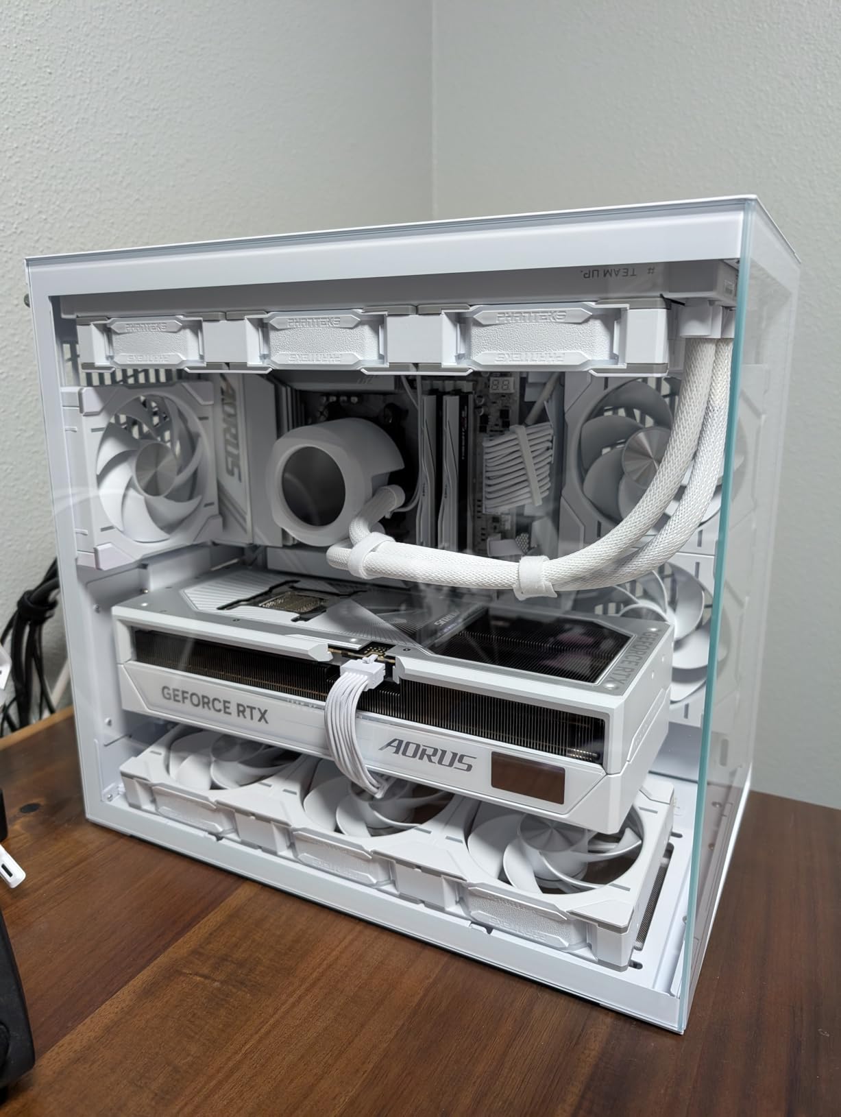 G.SKILL Trident Z5 Neo RGB Series DDR5 RAM (AMD Expo) 64GB (2x32GB) 6000MT/s CL30-36-36-96 1.40V Desktop Computer Memory U-DIMM - Matte White customer photo 2