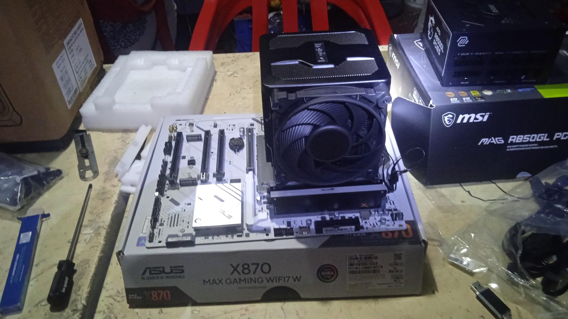 be quiet! Dark Rock Pro 5 Quiet Cooling CPU Cooler | Immensely High Airflow | 7 high-Performance Copper Heat Pipes | Speed Switch | Thermal Grease | BK036 customer photo 1