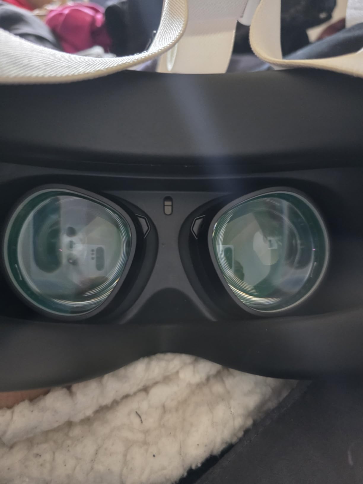 Amavasion Glasses Lenses Compatible with Quest 3S/2, VR Lenses Insert Easy-to-Install Frame Plus Lens Combination SPH:-2.50(One Lens) customer photo 1