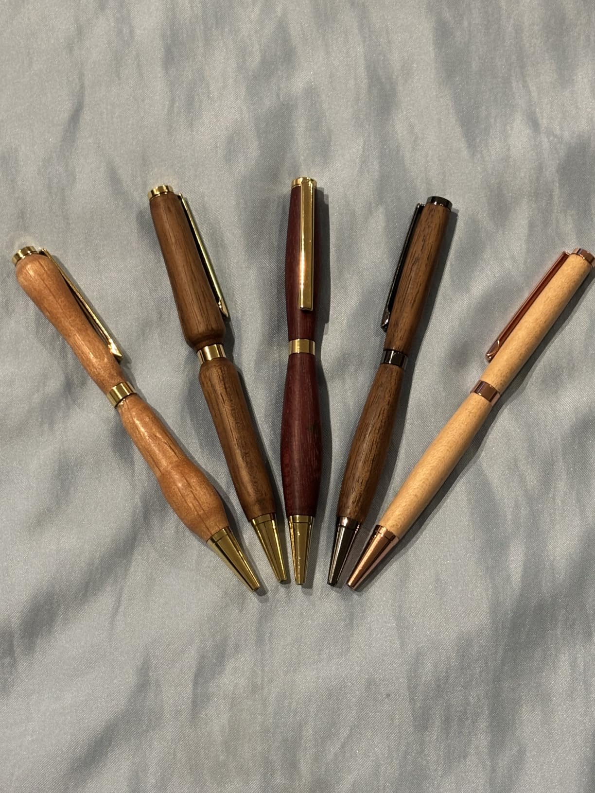 Colarr 20 Pcs 7mm Slimline Pen Kit with Refill Wood Turning Twist Pen Kit Lathe Turning Supplies for DIY Copper Making Friend Teacher Students Gifts (Assorted Color) customer photo 2