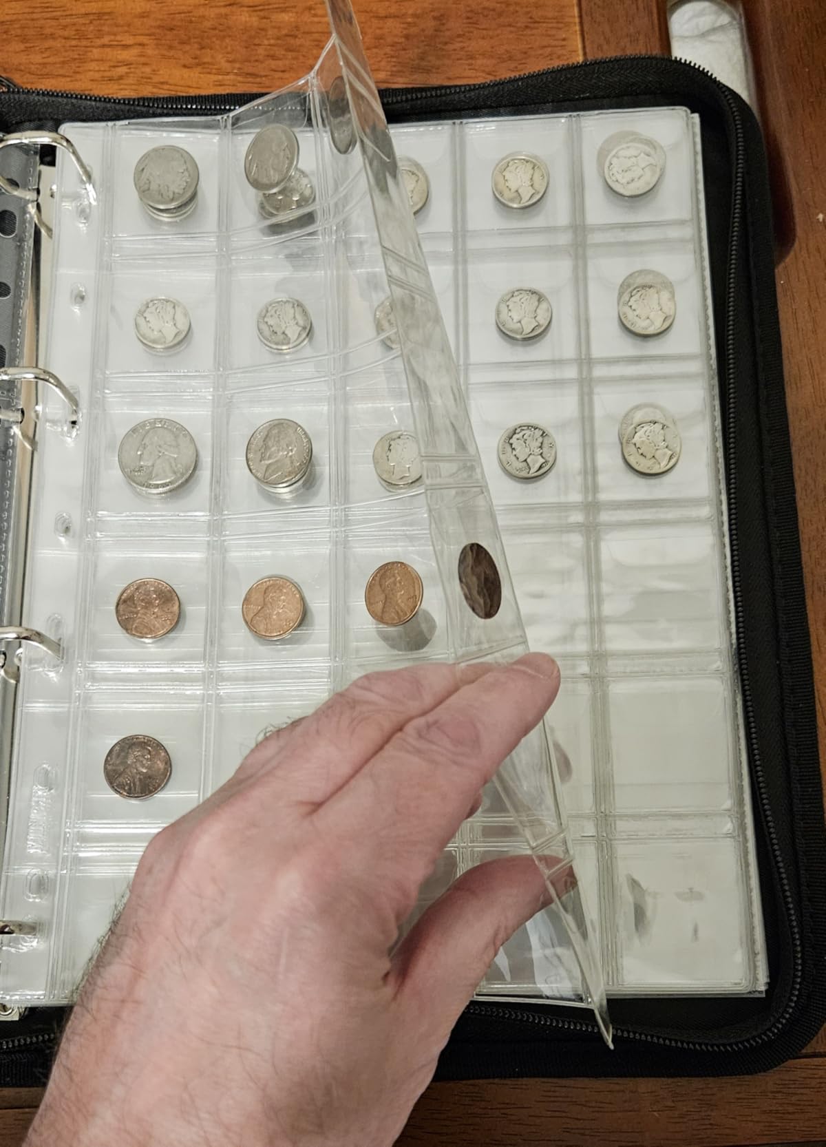 Fireproof Coin Collection Album for Collectors, 300 Pockets Coins Collecting Album & 36 Sleeves Money Storage Case customer photo 1