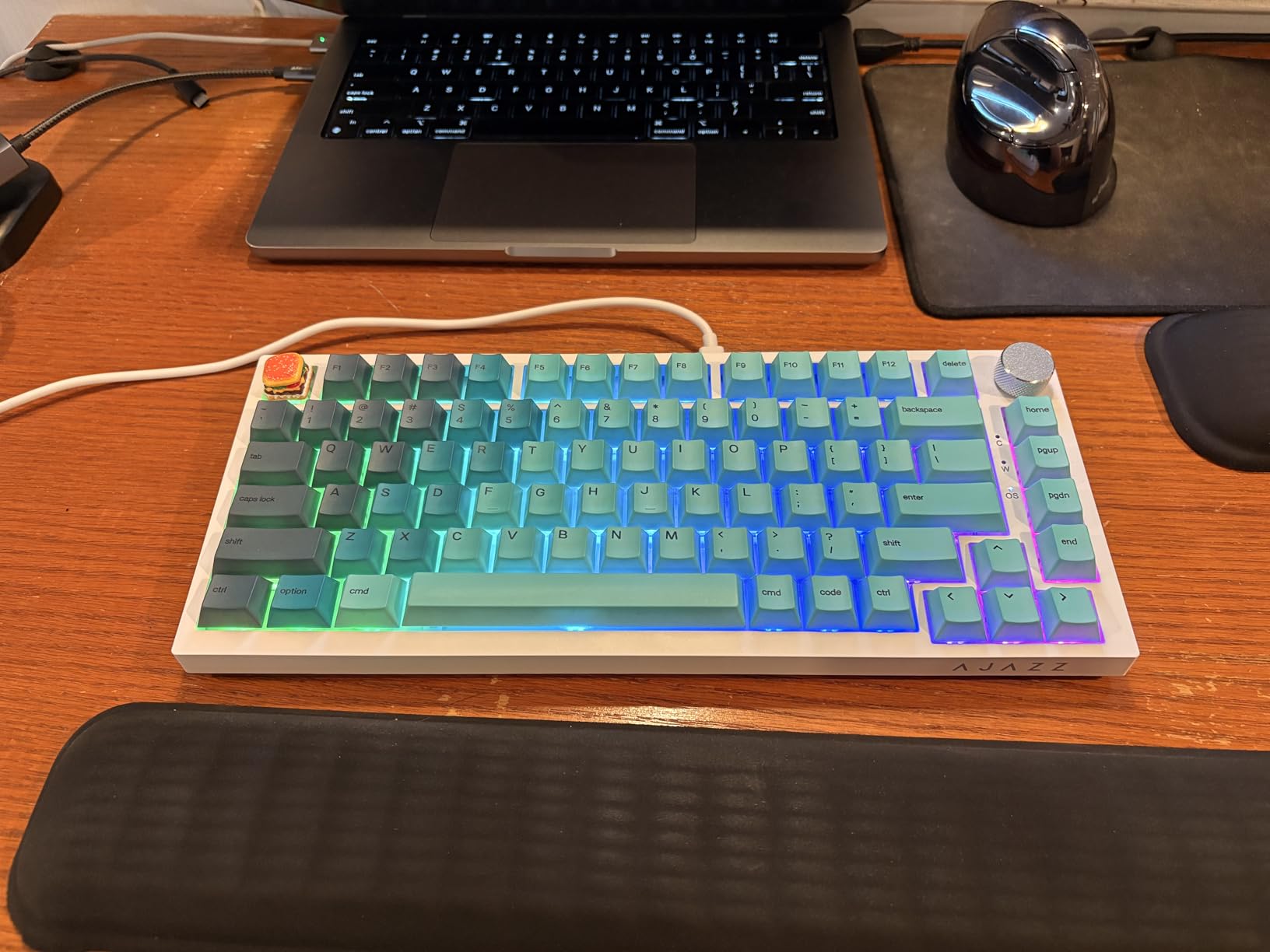 Ajazz AK820 75% Wired Gasket Mechanical Gaming Keyboard with Volume Knob - South Facing LED - Poron Foam - PBT Keycaps - Programmable RGB Hot Swap Keyboard customer photo 1