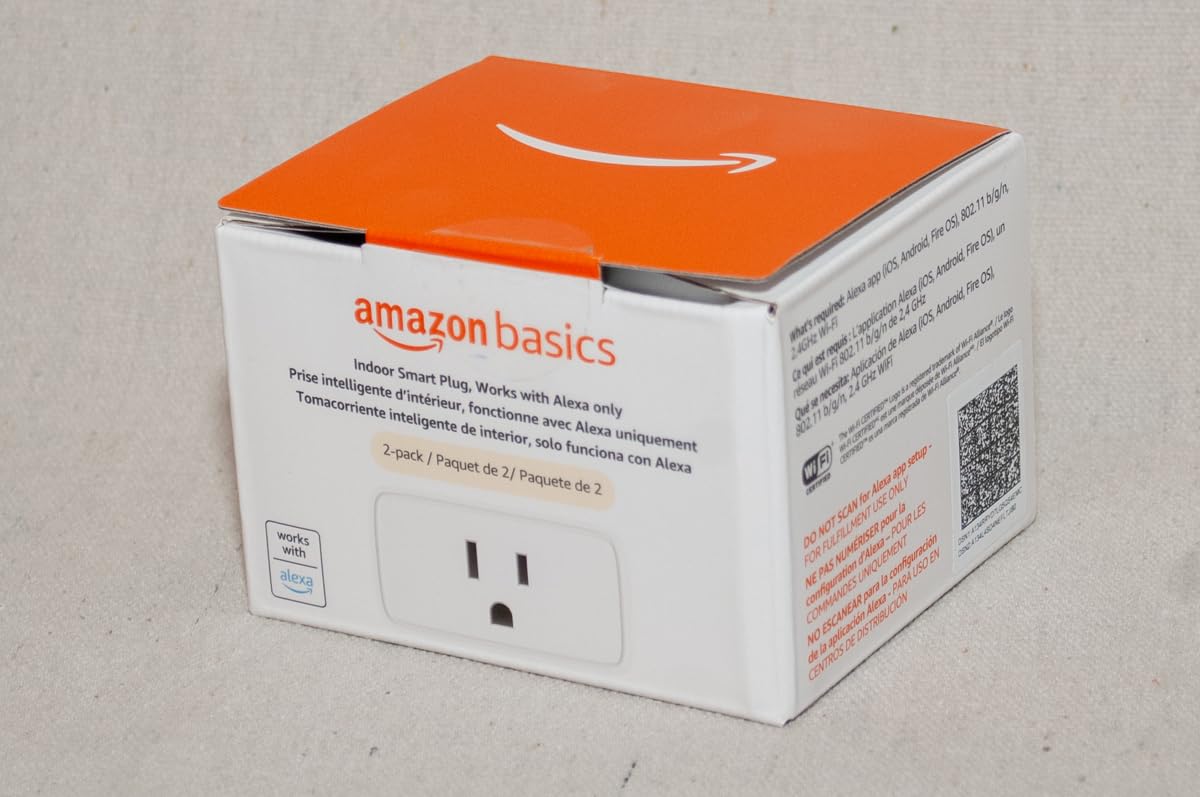 Amazon Basics Smart Plug, Works with Alexa Only, 2.4 GHz Wi-Fi, No Hub Required, 4-Pack, White customer photo 2
