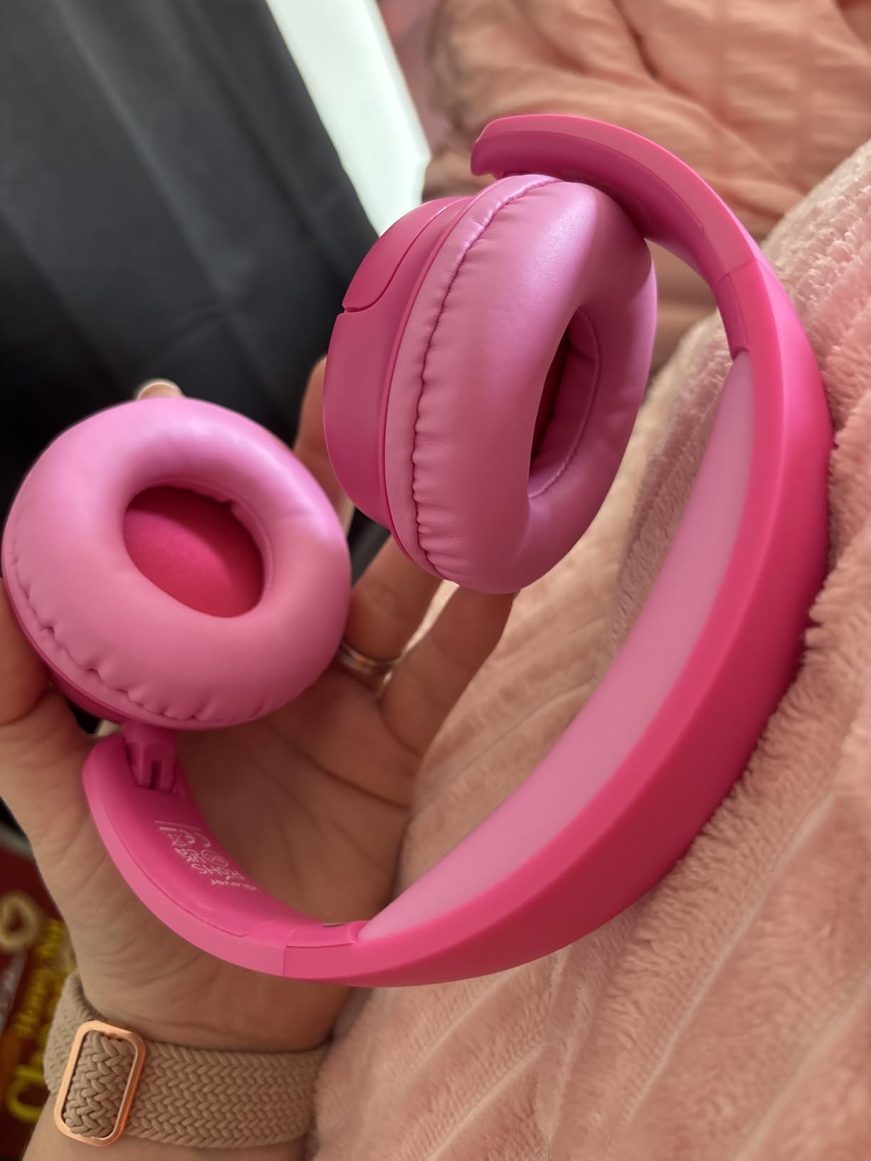 iClever BTH22 Kids Bluetooth Headphones, 60H Play Time, USB C Fast Charging, Bluetooth 5.4, AUX Cord,Safe Volume 74/85 dBA,Toddler Headphones for iPad/Tablet/Travel/School, Blue customer photo 1