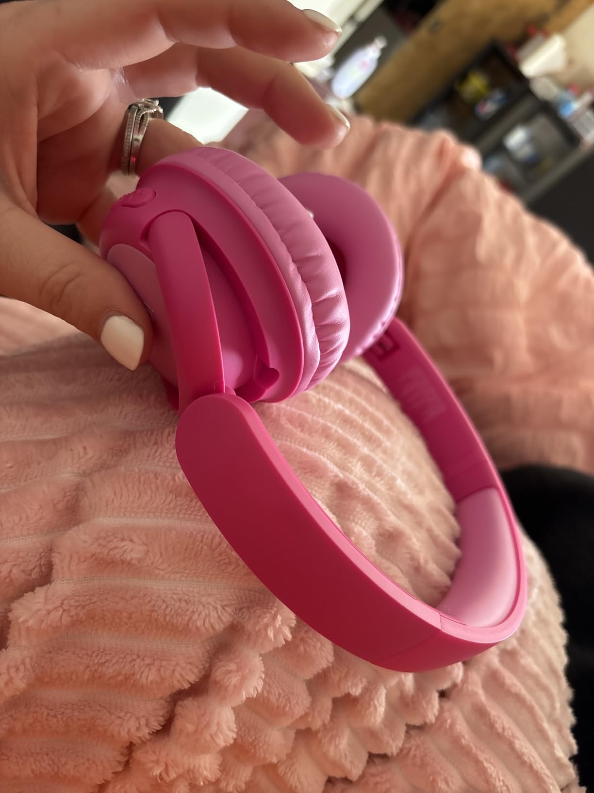 iClever BTH22 Kids Bluetooth Headphones, 60H Play Time, USB C Fast Charging, Bluetooth 5.4, AUX Cord,Safe Volume 74/85 dBA,Toddler Headphones for iPad/Tablet/Travel/School, Blue customer photo 2