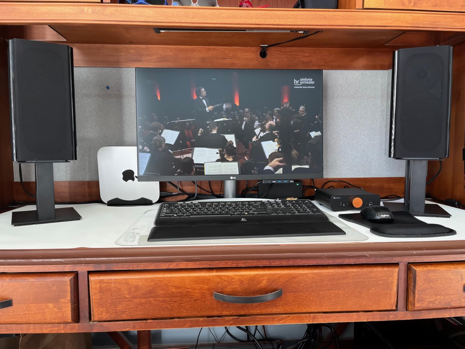 Desktop Speaker Stands 1 Pair for Small/Medium Bookshelf Speakers Steel Studio Monitor Stands,Medium customer photo 2