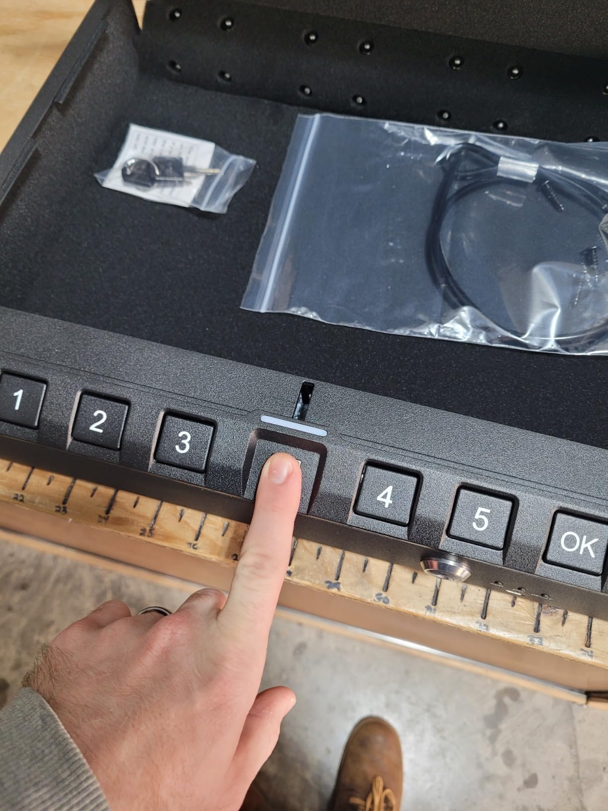 ONNAIS Iron PRO Biometric Fingerprint Gun Safe for Handgun, Swift Entry Gun Lock Box Featuring with Interior Light and Emergency Power Supply, Pistol Safes for Home, Nightstand, Bedside, and Car customer photo 2