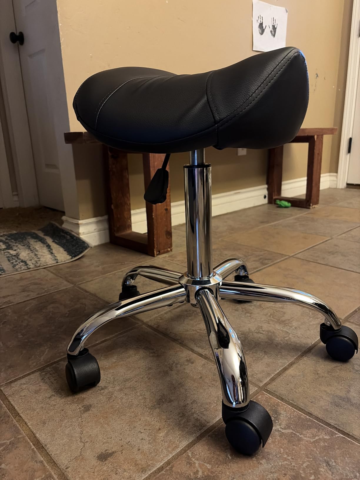 Saddle Stool, Swivel Saddle Stools with Wheels, Adjustable Rolling Stool 18