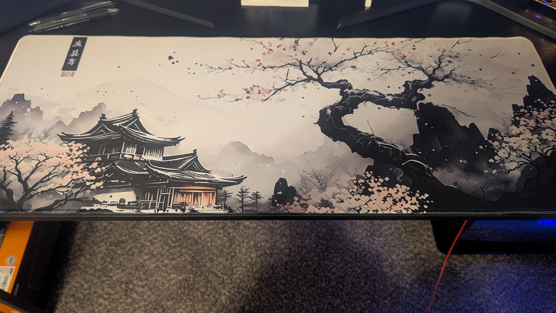 Japanese Mouse Pad, Large Japanese Desk Mat, XL Anime Gaming Keyboard Mat, Non-Slip Rubber Base, Big Extended Desk Protector for Home Office, 31.5