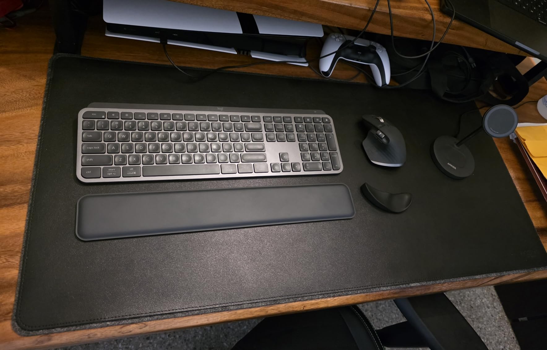 Nordik Felt and Leather Desk Mat Non-Slip - Green - 35 X 17 Inch - Dual Layer - Felt and Vegan Leather Desk Pad - Document Organizers - Blotter and Desktop Mat - Protector Laptop Matt for Desktop customer photo 1