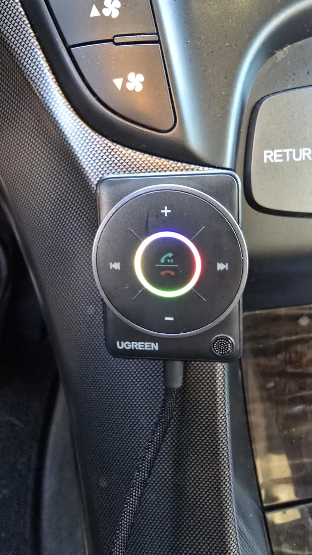 UGREEN Bluetooth 5.4 Aux Car Adapter, [Enhanced Connection & Noise Cancellation], Bluetooth Aux Receiver with Nylon Braided Cable customer photo 2