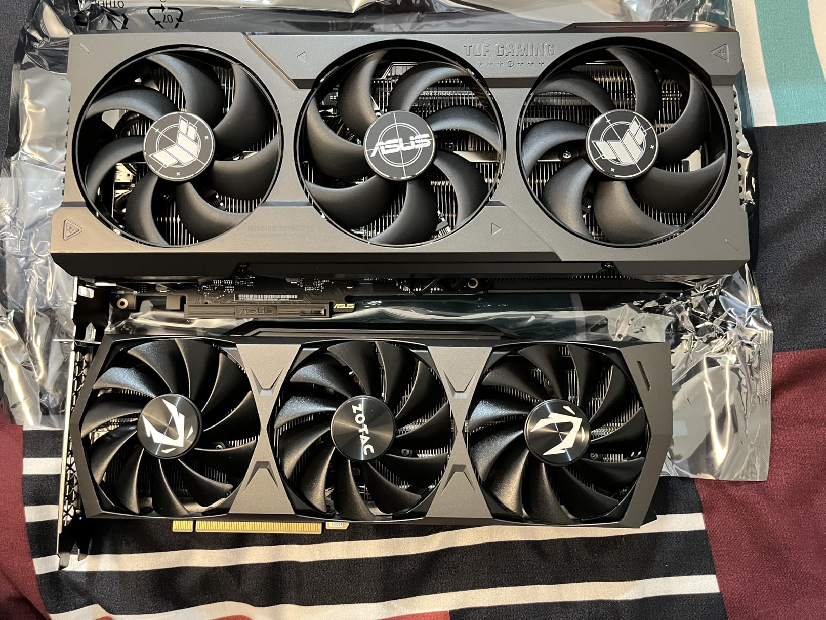 TUF Gaming NVIDIA GeForce RTX 4080 Super OC Edition Gaming Graphics Card (PCIe 4.0, 16GB GDDR6X, HDMI 2.1a, DisplayPort 1.4a) customer photo 2