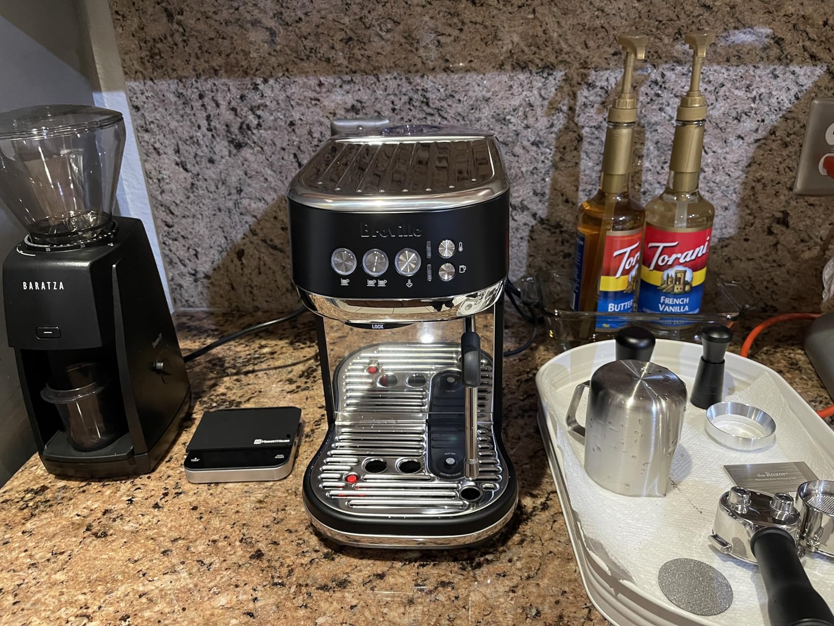 Maestri House Mini Coffee Scale with Timer, USB-C Rechargeable Espresso Scale, 2kg/0.1g Accurate Scale for Espresso and Pour-Over Coffee, Portable Digital Kitchen Scale with Auto Timer (Black&Silver) customer photo 1