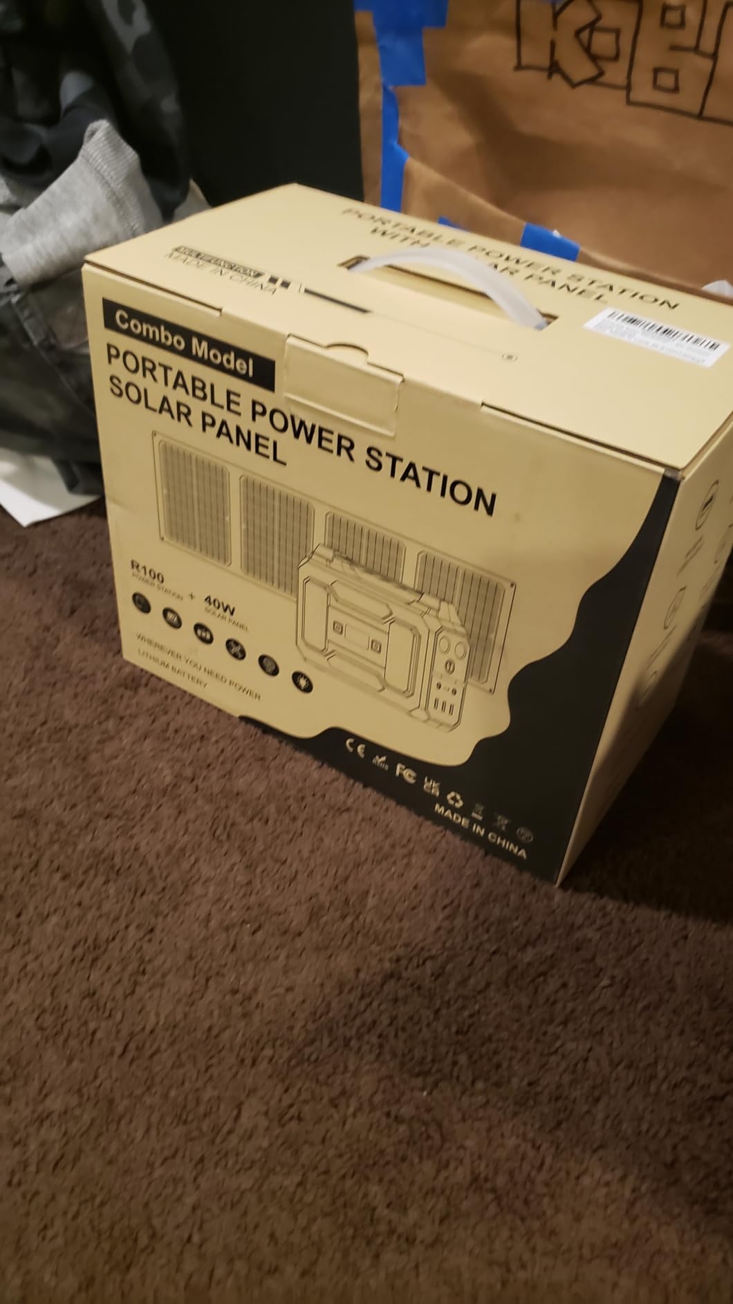 Portable Power Station with Foldable 40W Solar Panel, 100W Solar Powered Generator with Panels, AC Outlet Camping Solar Power Bank 146Wh DC Battery Pack customer photo 2