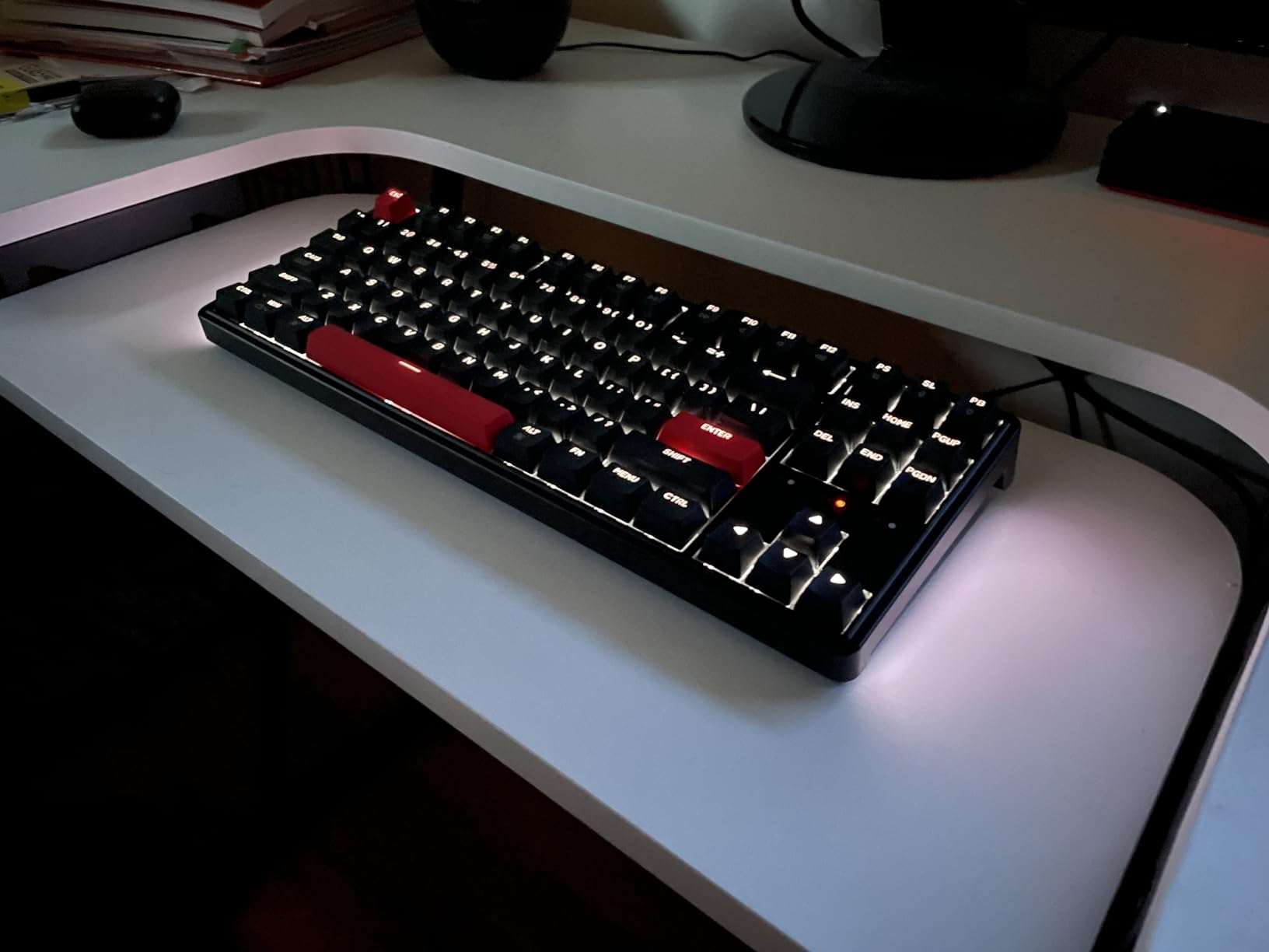 Keychron C3 Pro QMK/VIA Custom Mechanical Keyboard, Hot Swappable Programmable 87 Keys Compact TKL Layout Gasket Mount, RGB Backlight Wired Gaming Keyboard with Brown Switches for Mac/Windows/Linux customer photo 1