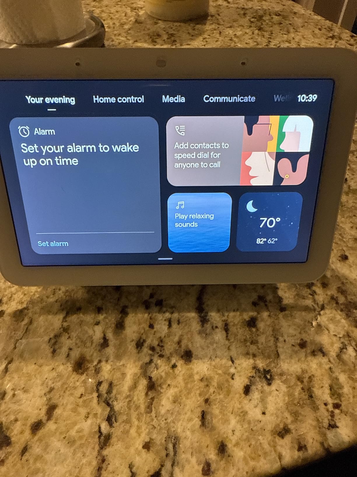 Google Smart Display 7 inch Touchscreen HD Display and Speaker with WiFi Streaming (2nd Gen) customer photo 2