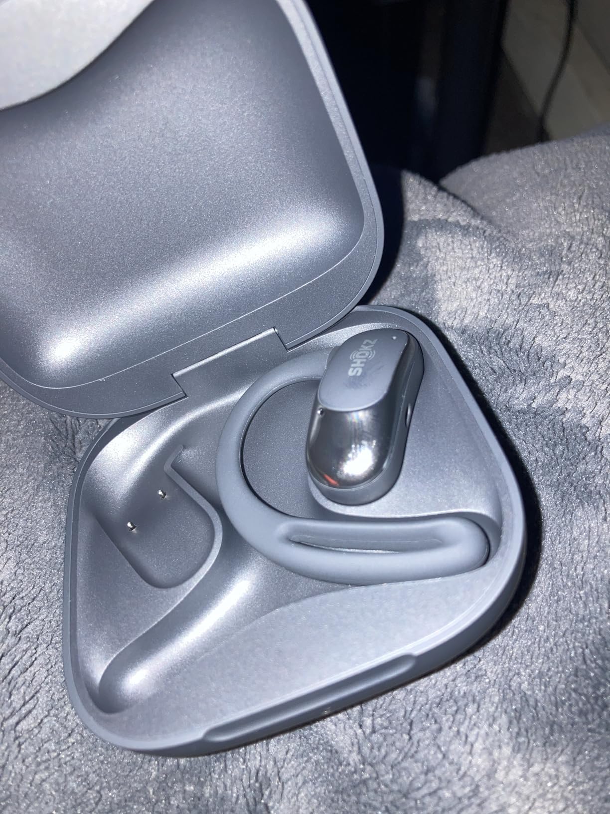 SHOKZ OpenFit Air - Open-Ear Headphones, True Wireless Earbuds, Water Resistant, Secure Earhooks for Daily Use, Black customer photo 2