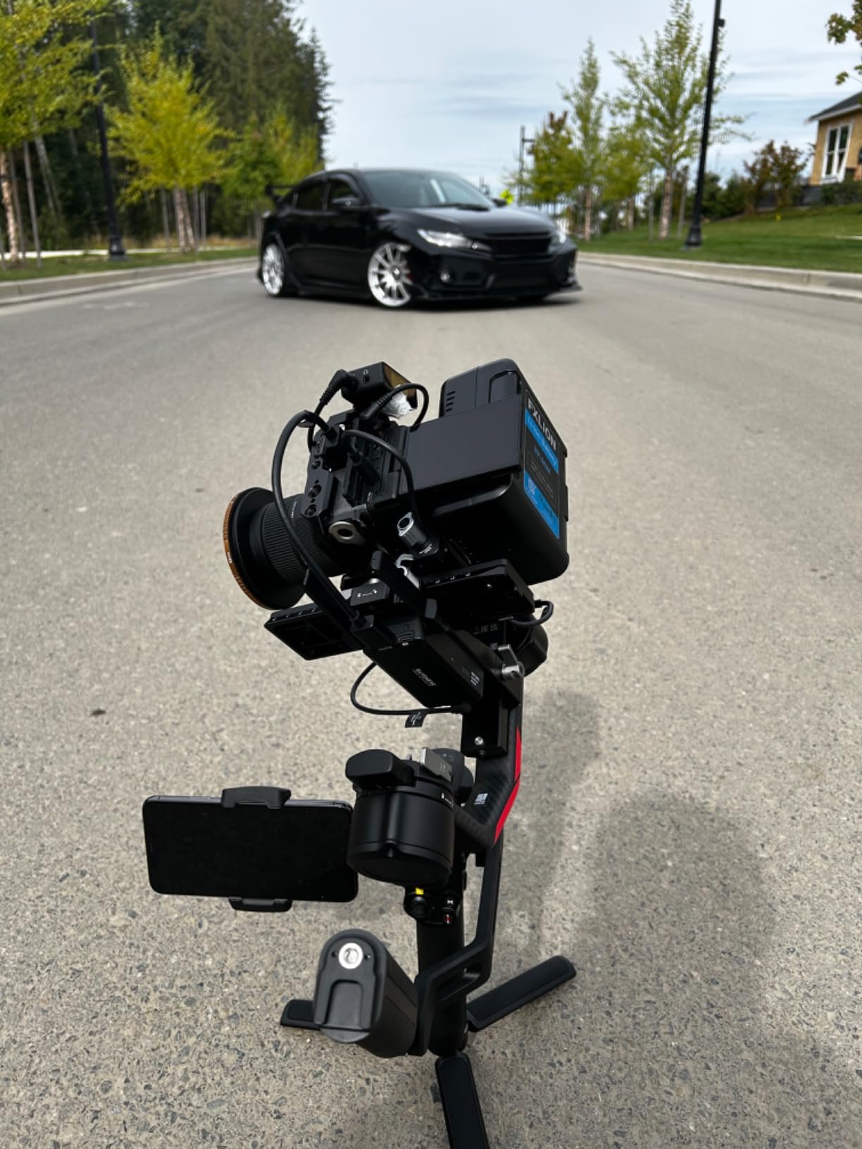 DJI RS 4 Pro Combo, 3-Axis Gimbal Stabilizer for Cameras for DSLR & Cinema Camera Stabilizer Canon/Sony/Panasonic/Nikon/Fujifilm, Native Vertical Shooting, 4.5kg/10lbs Payload, Camera Gimbal customer photo 2