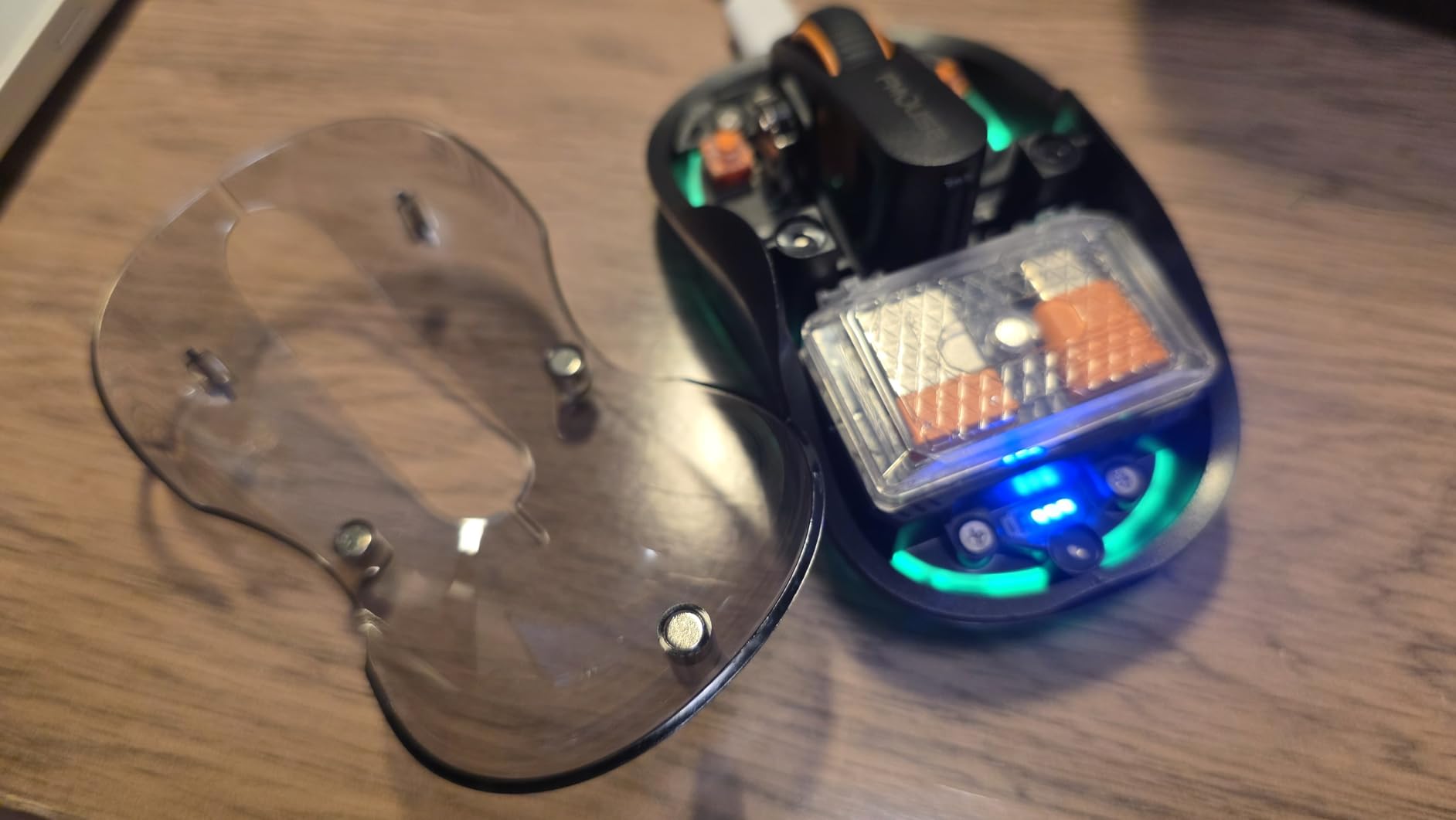 FMOUSE Creative Transparent Wireless Mouse, Dual Bluetooth & 2.4GHz for Multi Device, USB-C Receiver Ideal for MacBook/Laptops, Rechargeable, Silent, Portable, Cool LED, Ergonomic customer photo 1