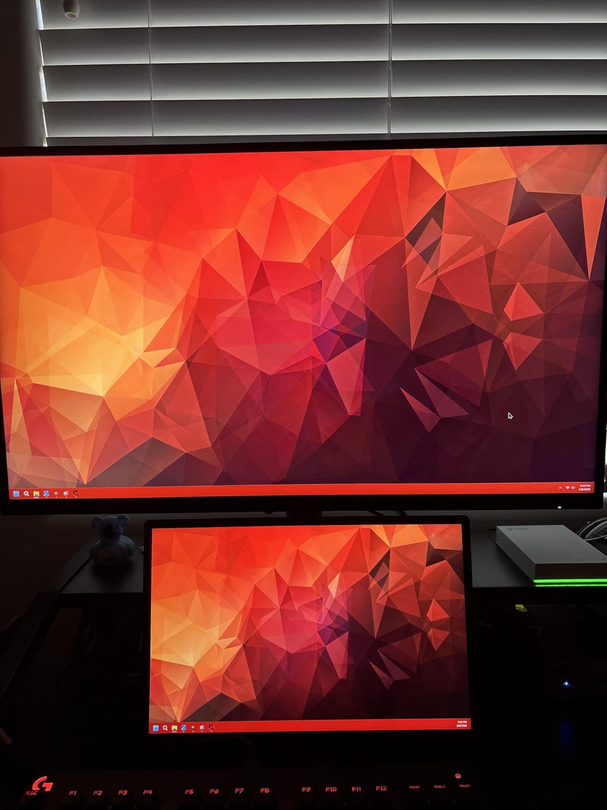 KTC 27-inch 4K UHD 144Hz Gaming Monitor - Fast IPS Panel 160Hz 1ms GTG, HDR400 132% sRGB, HDMI2.1/DP1.4, VESA Mount, Height/Tilt/Pivot/Swivel Stand customer photo 1