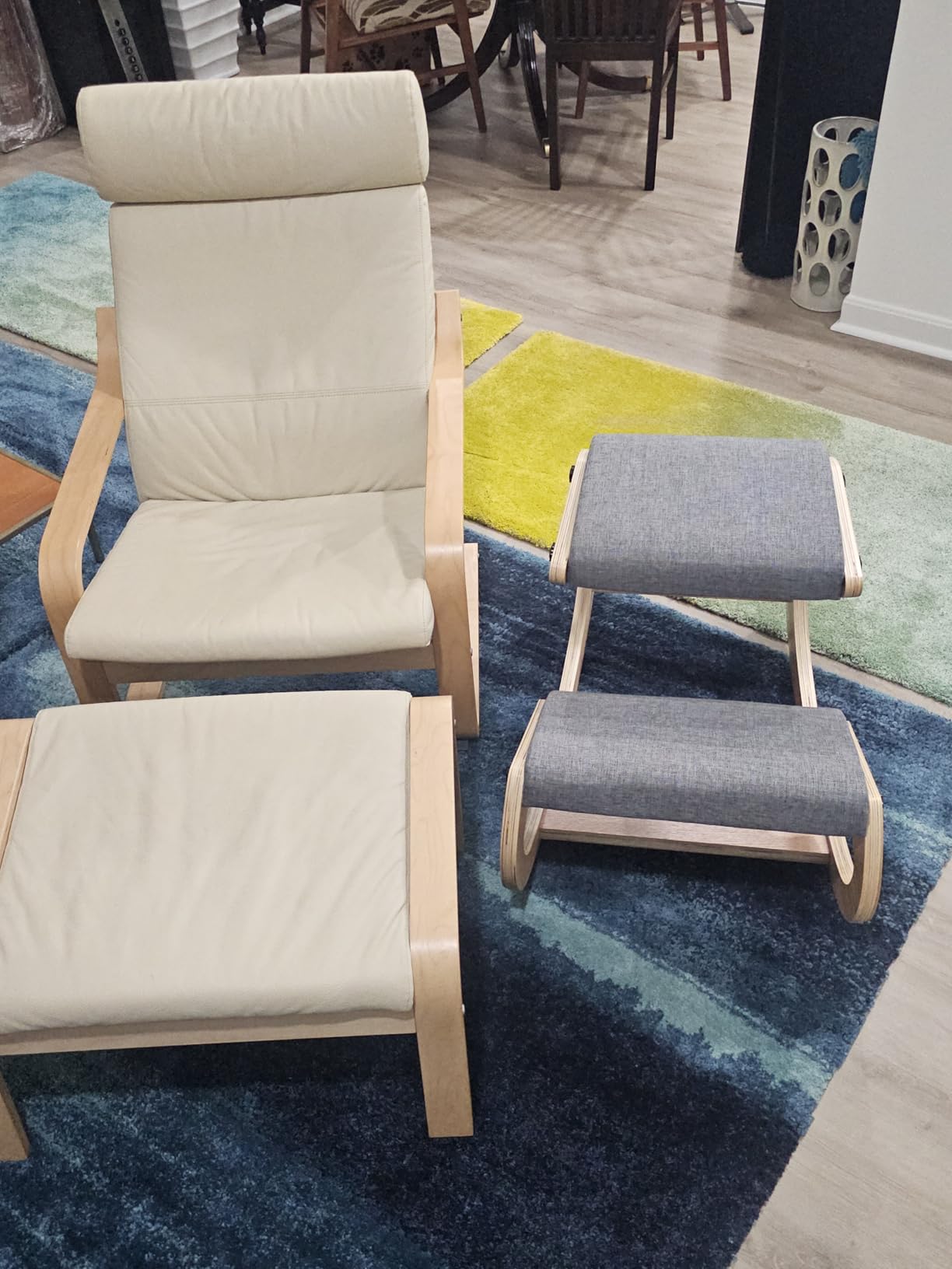 Easyego Kneeling Chair Ergonomic Posture Chair, Wood Adjustable Rocking Knee with Soft Padding, Natural Relief for Neck or Back Pain for Home Office, Max Load 300 lb - Gray customer photo 2