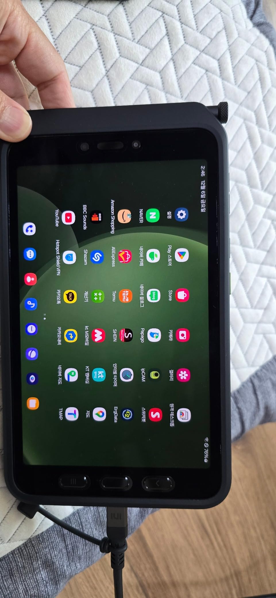 SAMSUNG Galaxy Tab Active5 Wi-Fi 8 inch 128GB Android Tablet for Industrial, Field Work, Advanced Security, Rugged Design, US Version, 2024, SM-X300NZGAN20, Black Green customer photo 1