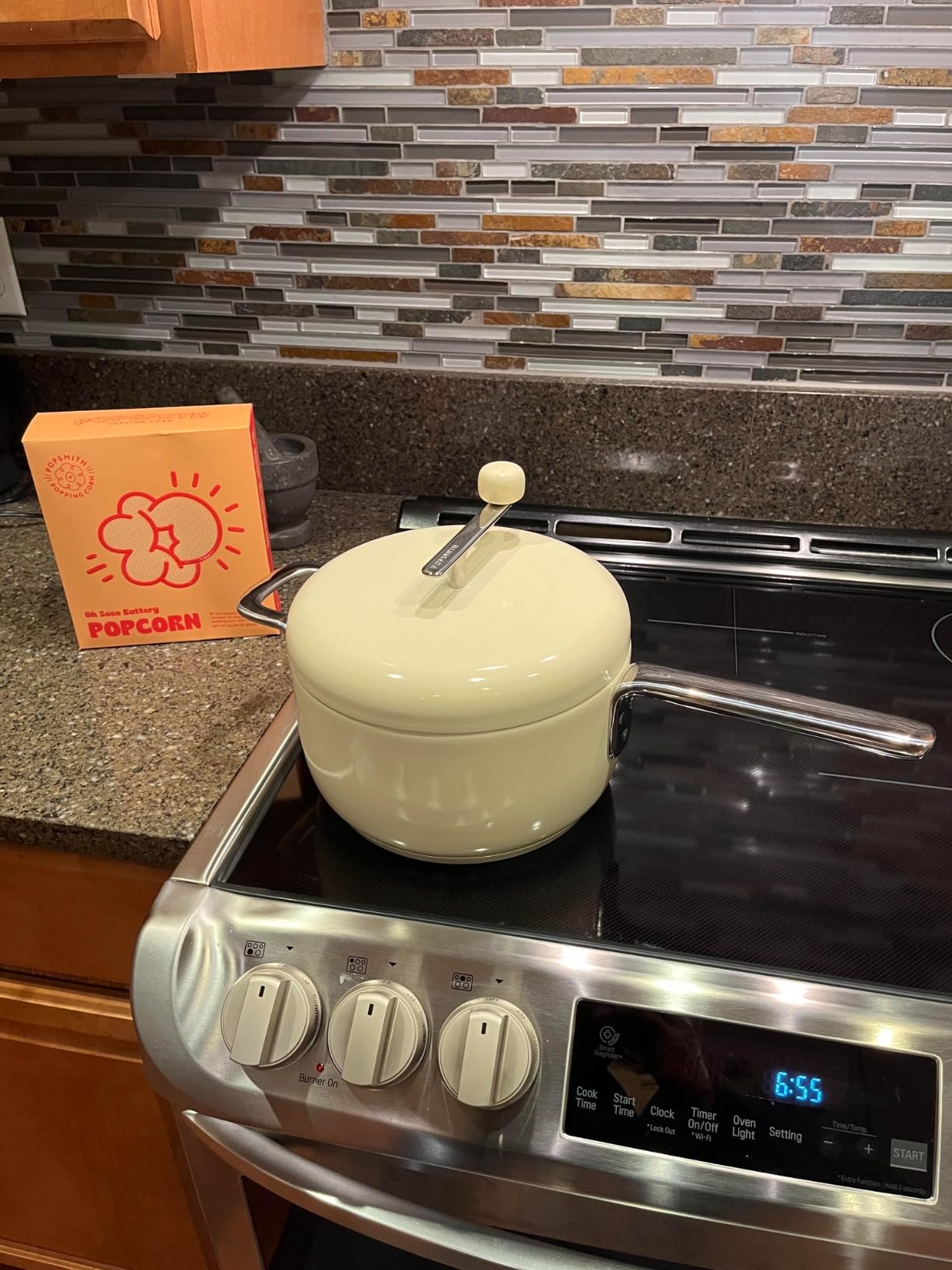 Popsmith Popcorn Popper in Butter - 6 Quart Stovetop Popcorn Machine - Stainless Steel Popcorn Maker Compatible with All Stovetops customer photo 2