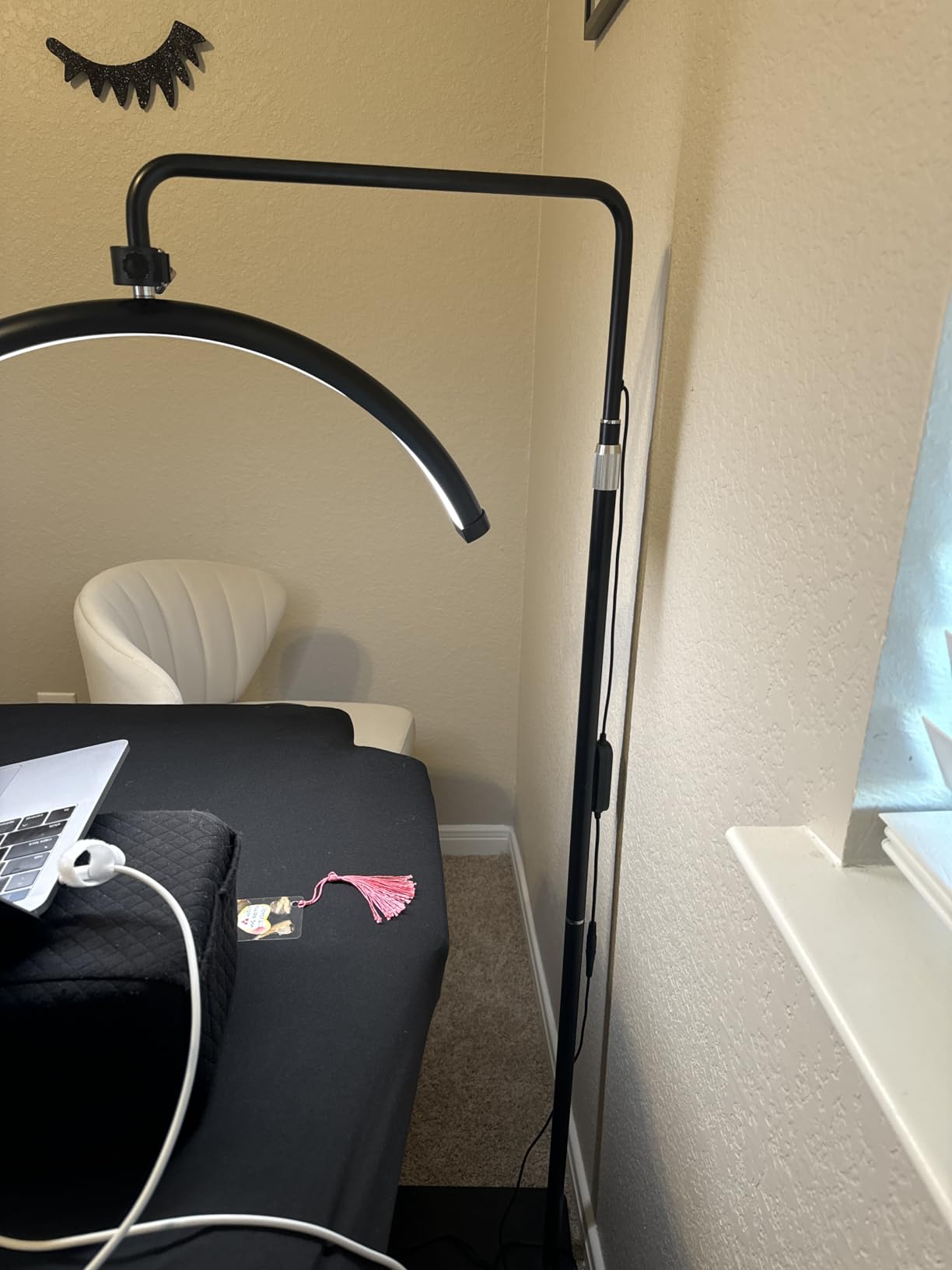 Half Moon LED Floor Light - Professional Shadow-Free Lamp for Lash Techs, Estheticians & Tattoo Artists | Dimmable for Eyelash Extensions, Nail Art, Home & Office customer photo 1